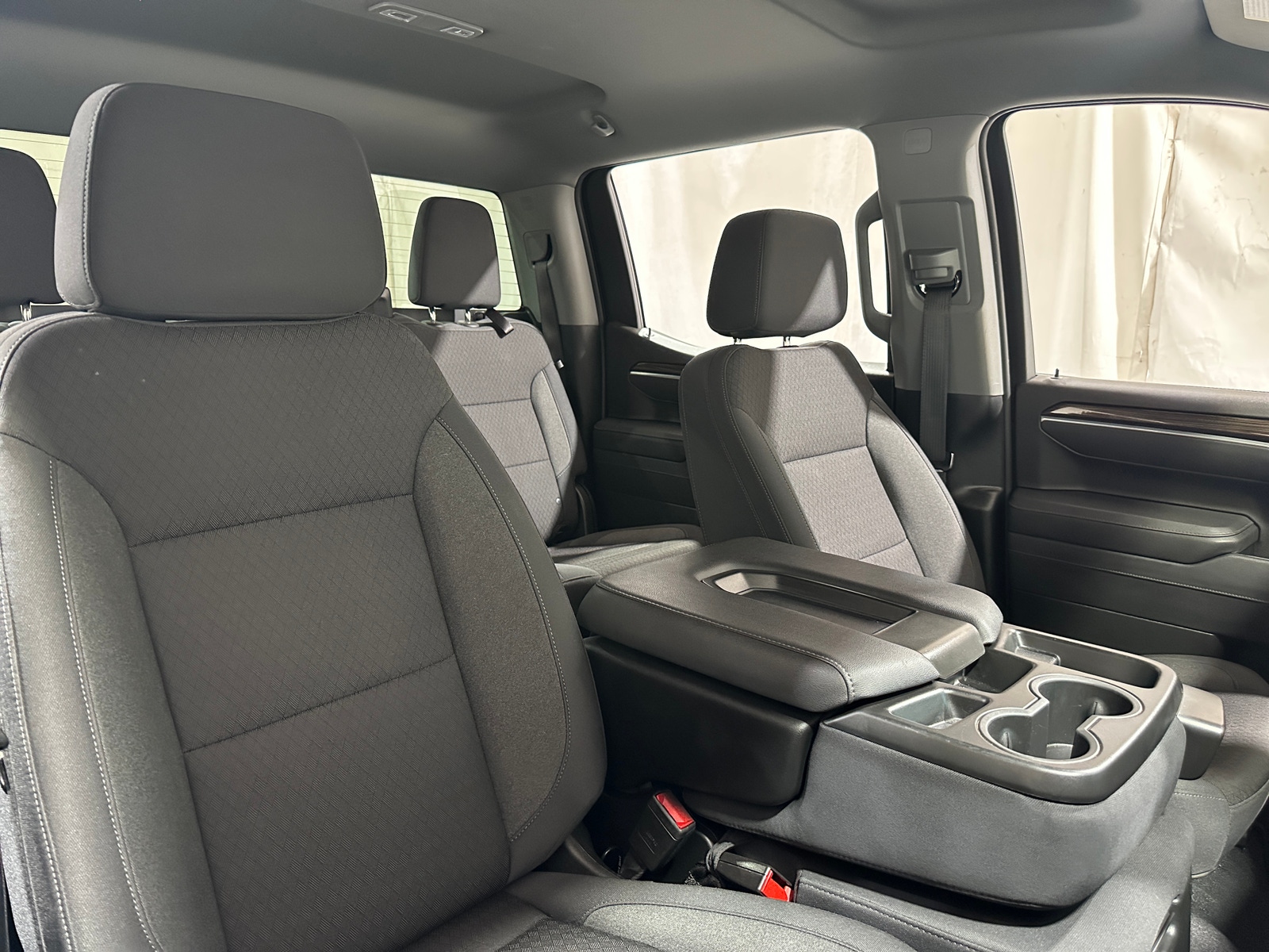 Thumbnail: 2026 Chevrolet Silverado 1500 - 2
