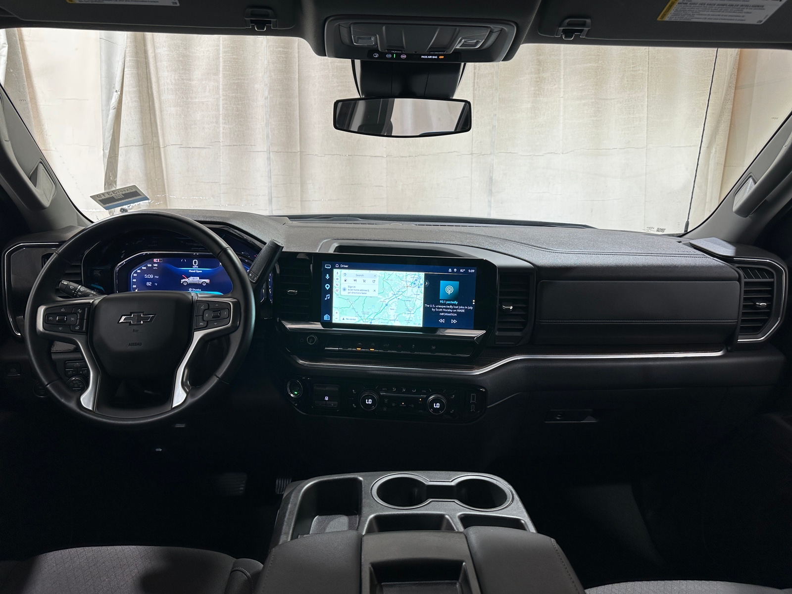 Thumbnail: 2026 Chevrolet Silverado 1500 - 3