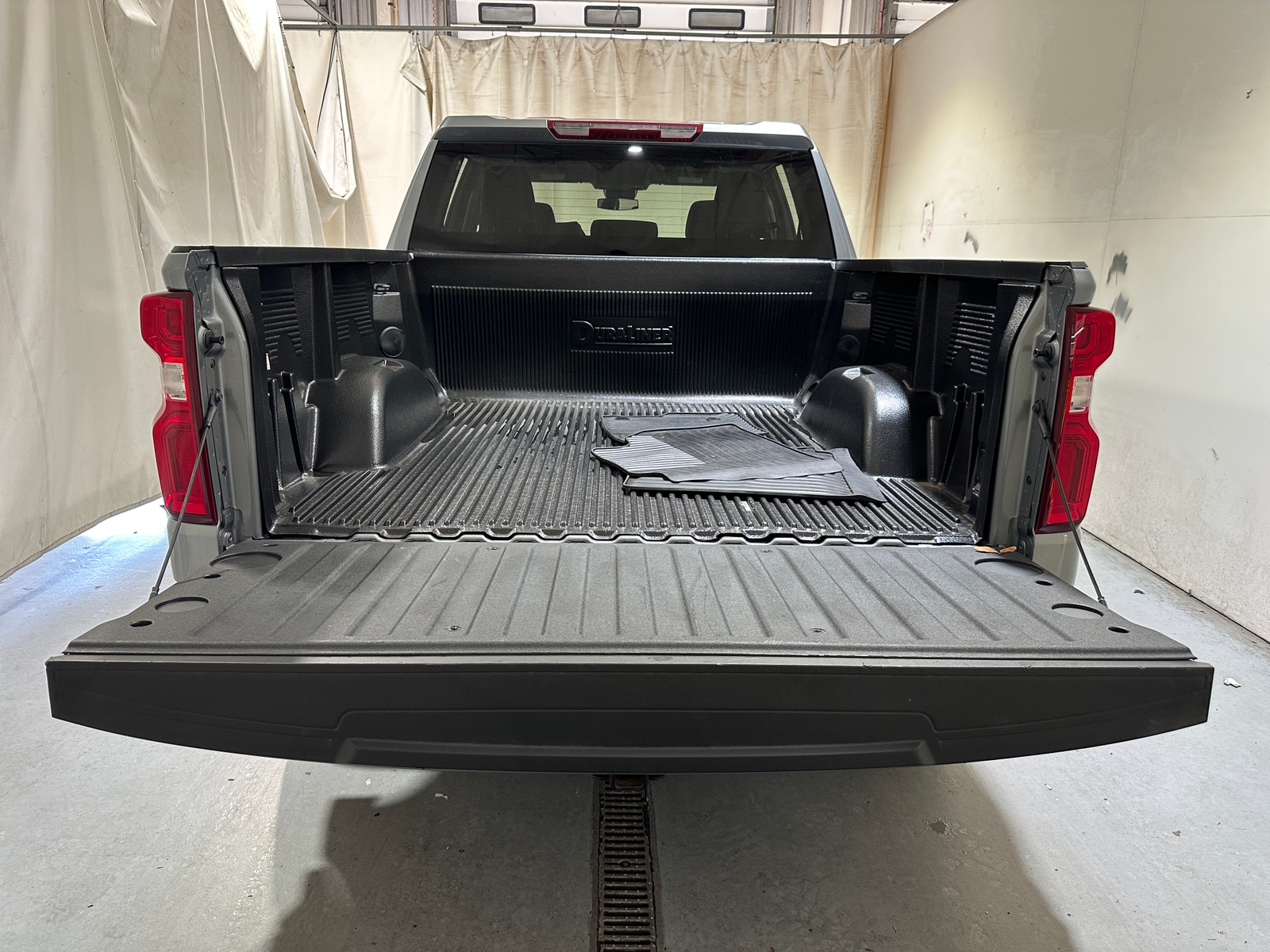 Thumbnail: 2026 Chevrolet Silverado 1500 - 7