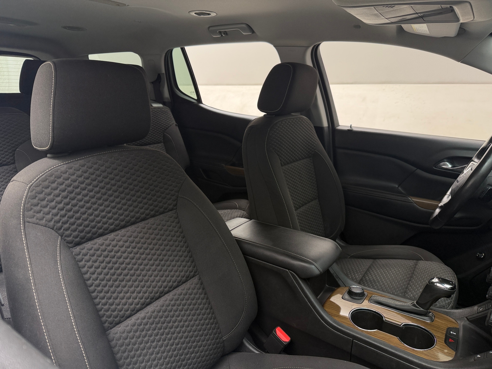 Thumbnail: 2018 GMC Acadia - 2