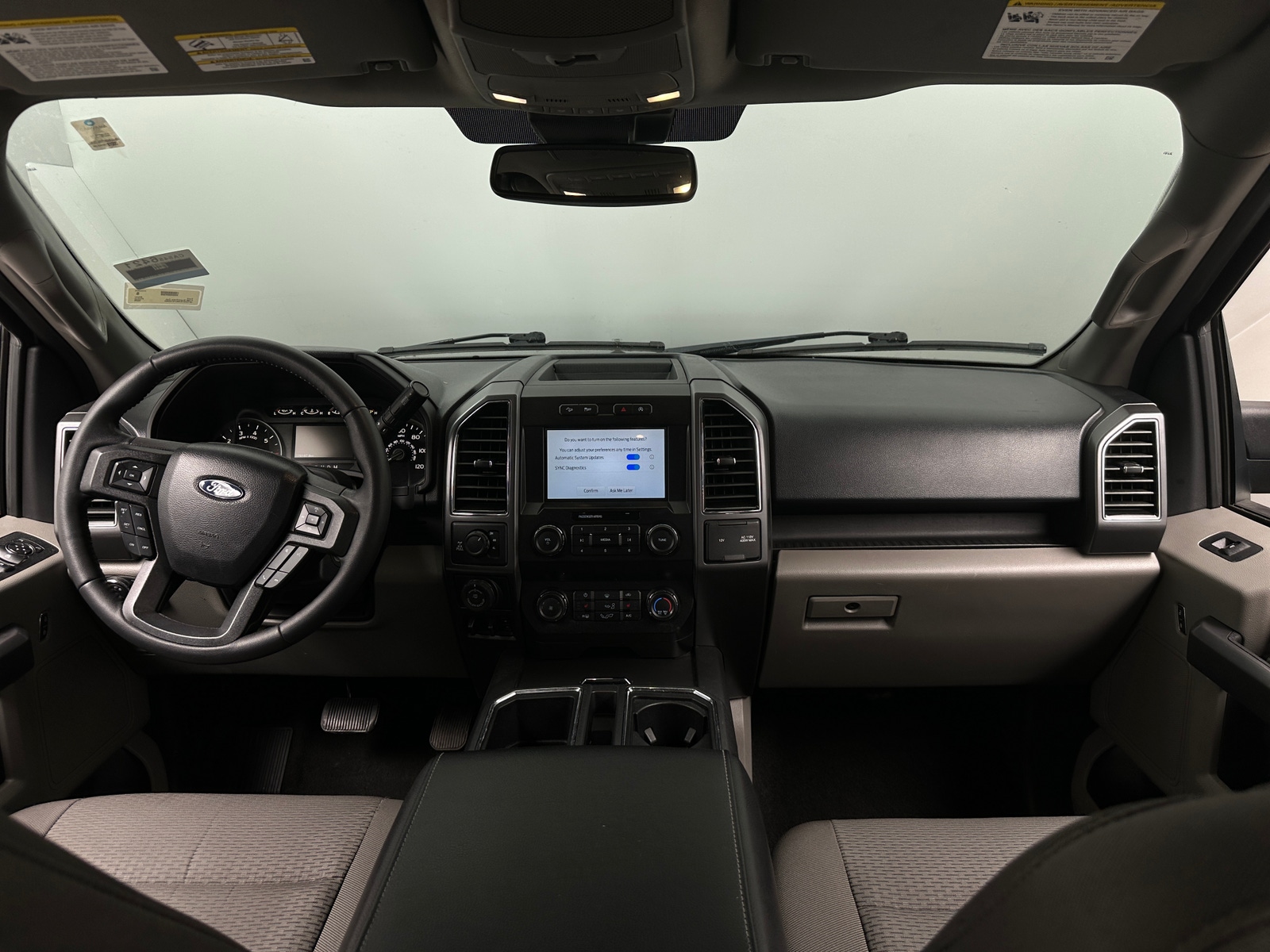 Thumbnail: 2020 Ford Econoline - 3