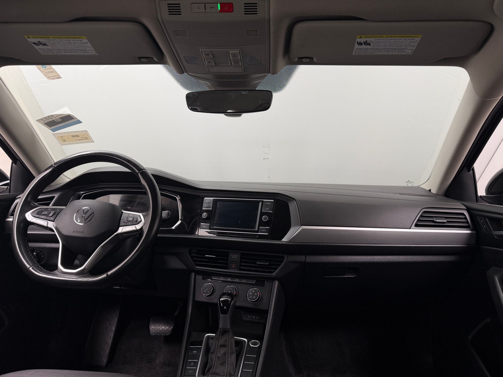 Thumbnail: 2024 Volkswagen Jetta - 3