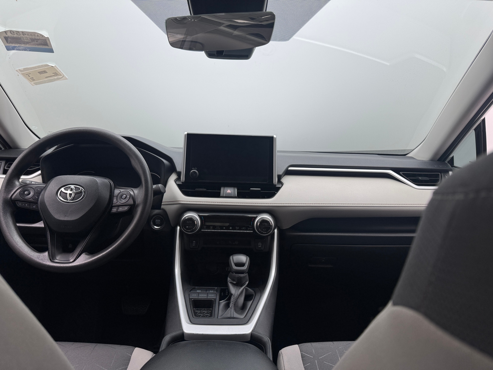 Thumbnail: 2024 Toyota RAV4 - 3