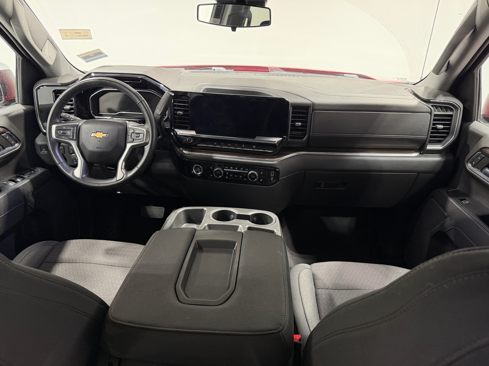Thumbnail: 2023 Chevrolet Silverado 1500 - 3