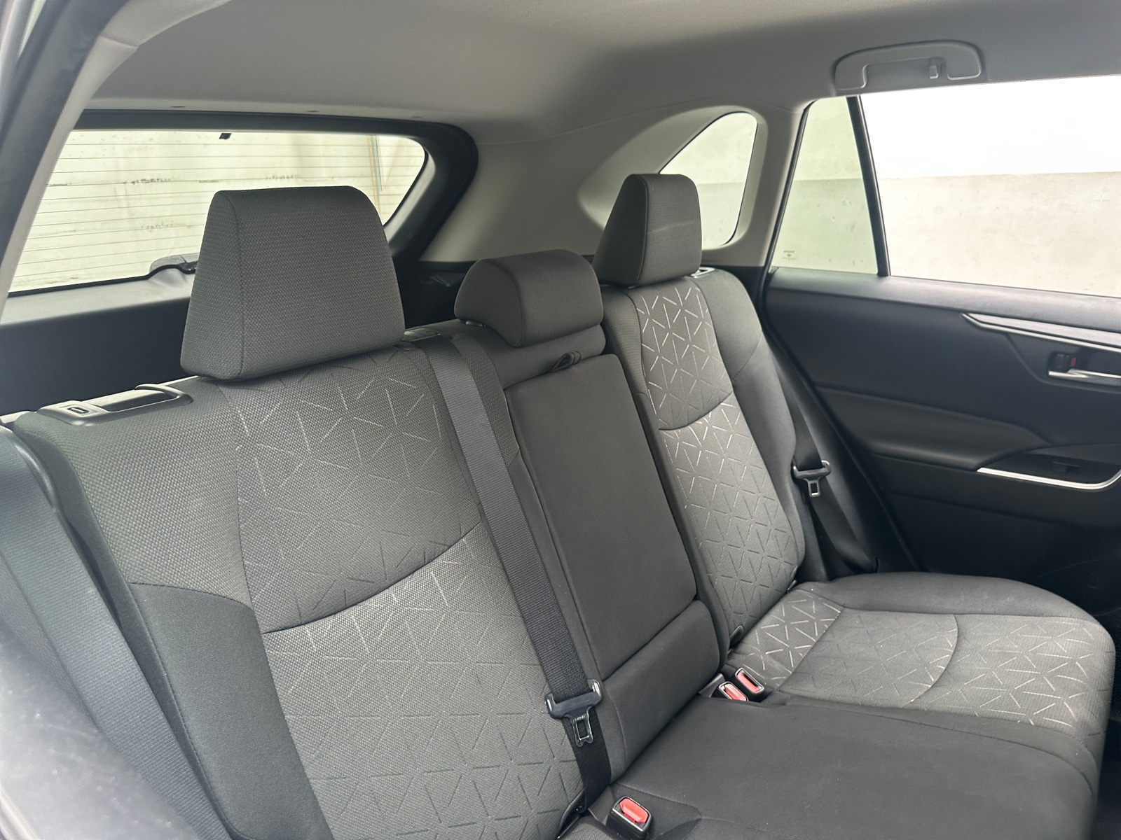 Thumbnail: 2021 Toyota RAV4 - 6