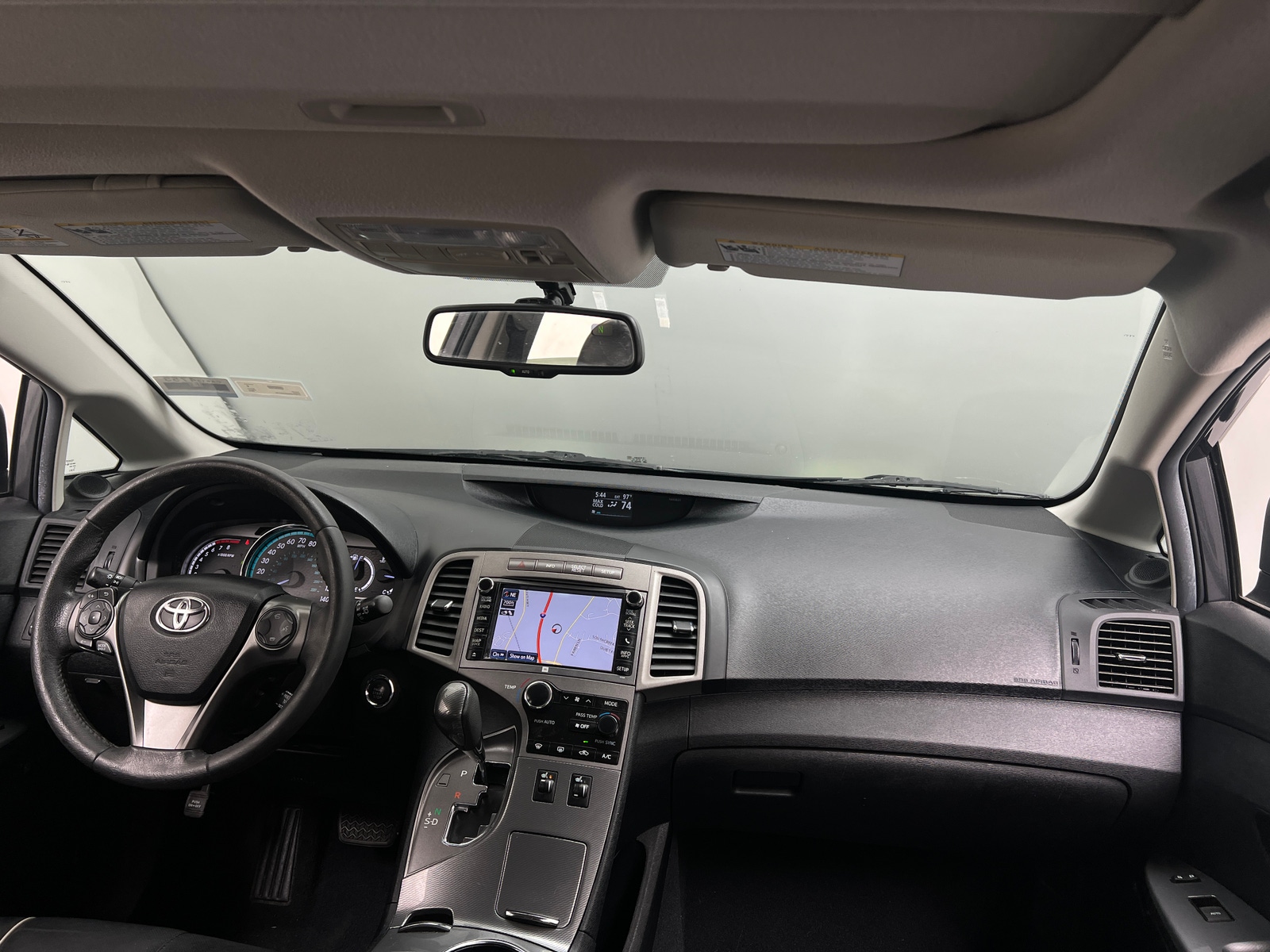 Thumbnail: 2013 Toyota Venza - 3