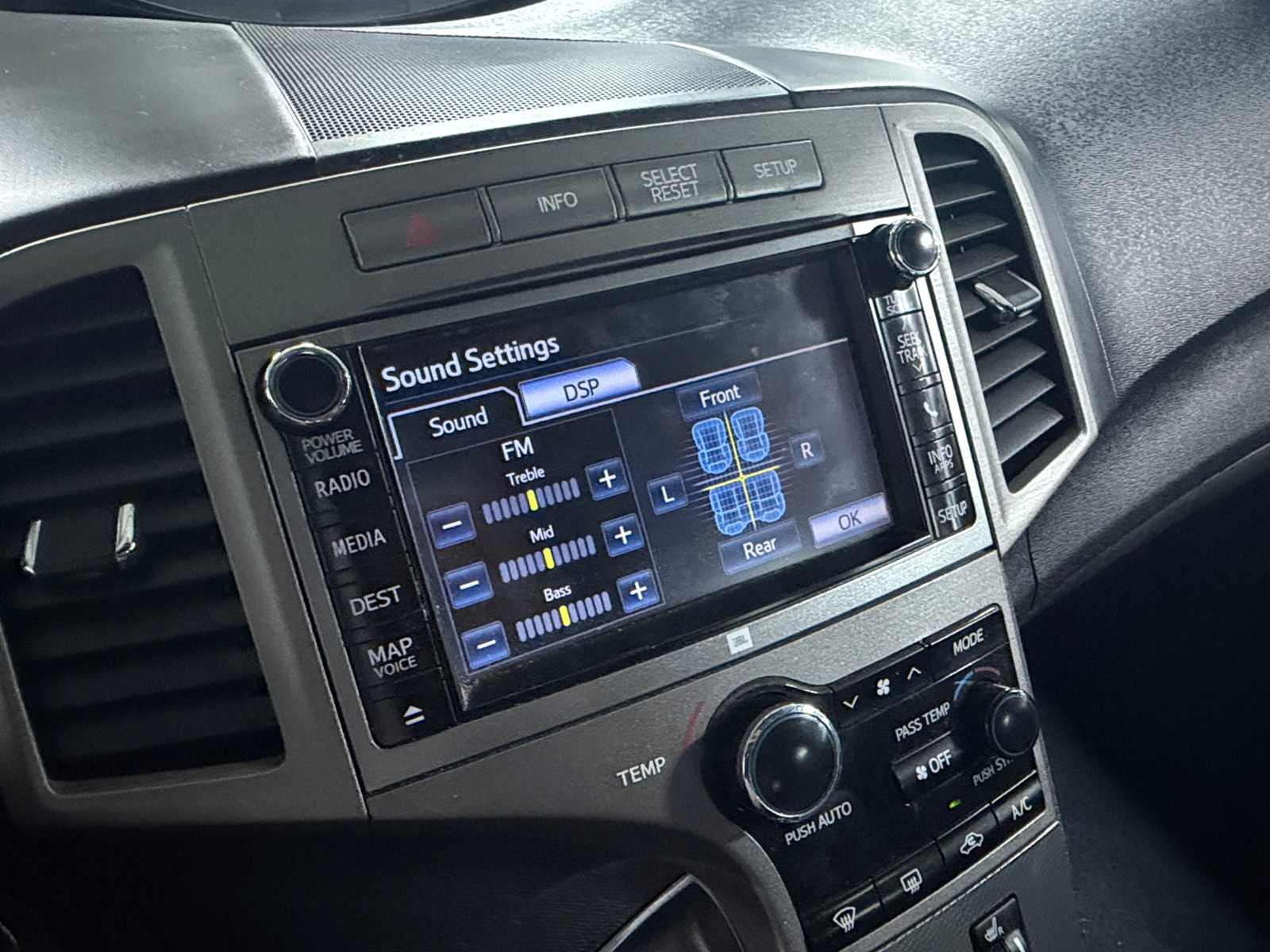 Thumbnail: 2013 Toyota Venza - 4