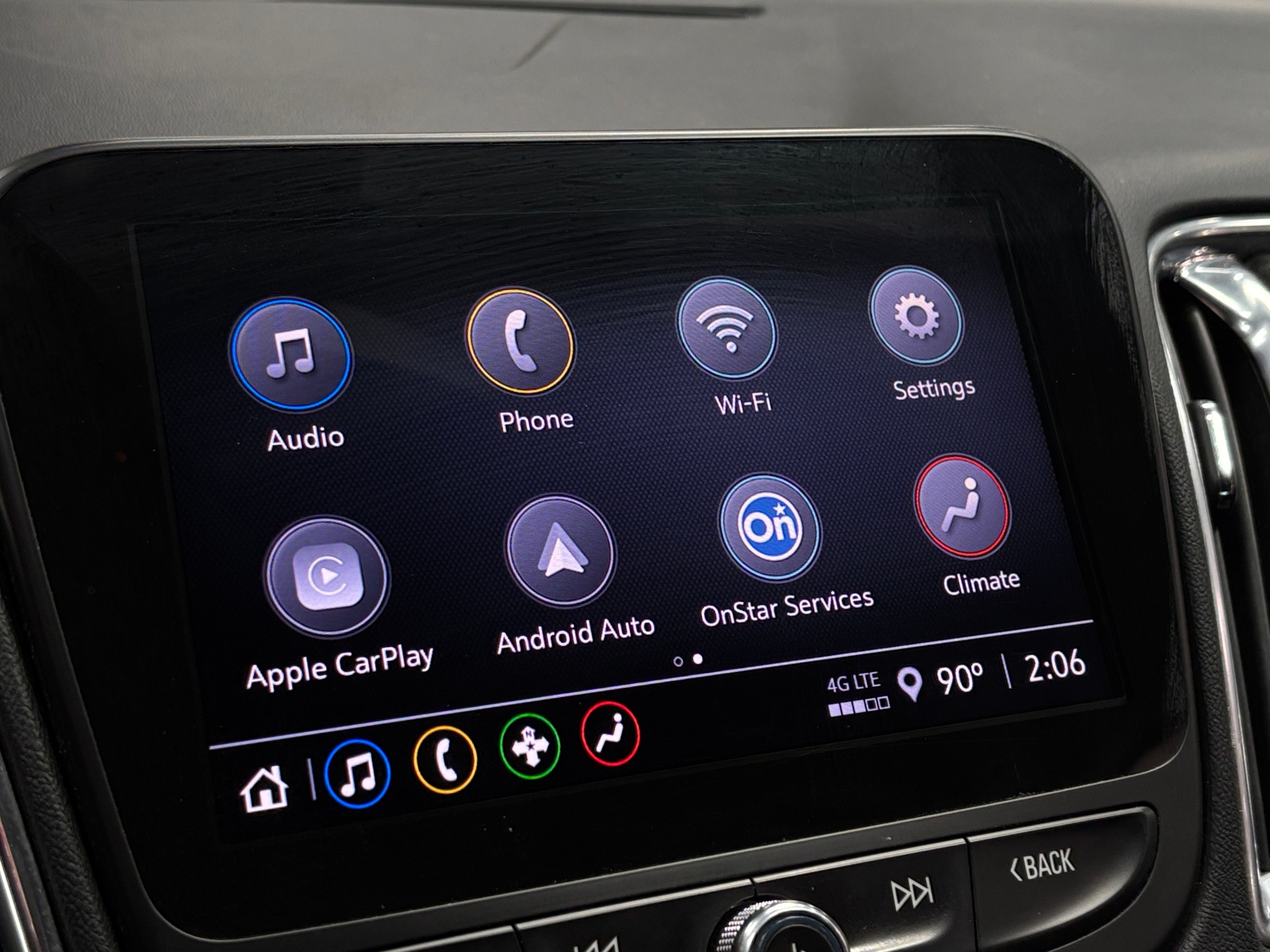 Thumbnail: 2021 Chevrolet Malibu - 4