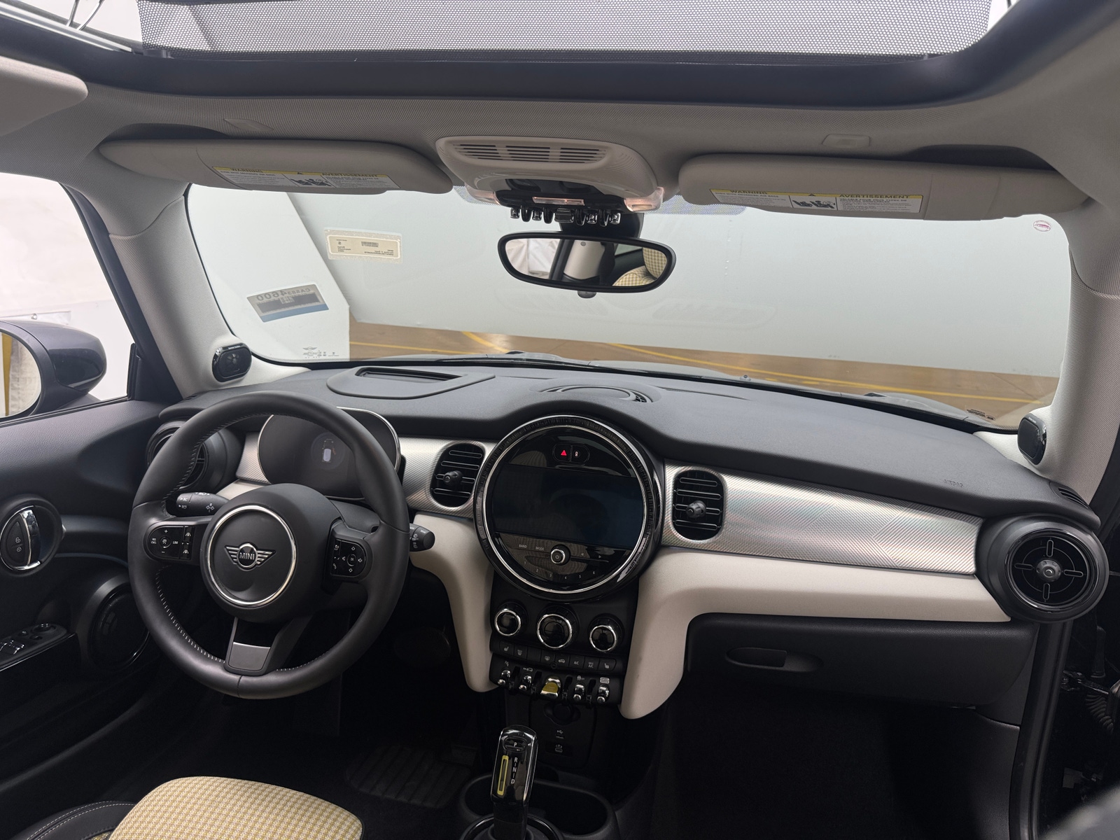 Thumbnail: 2024 MINI Cooper Hardtop - 2