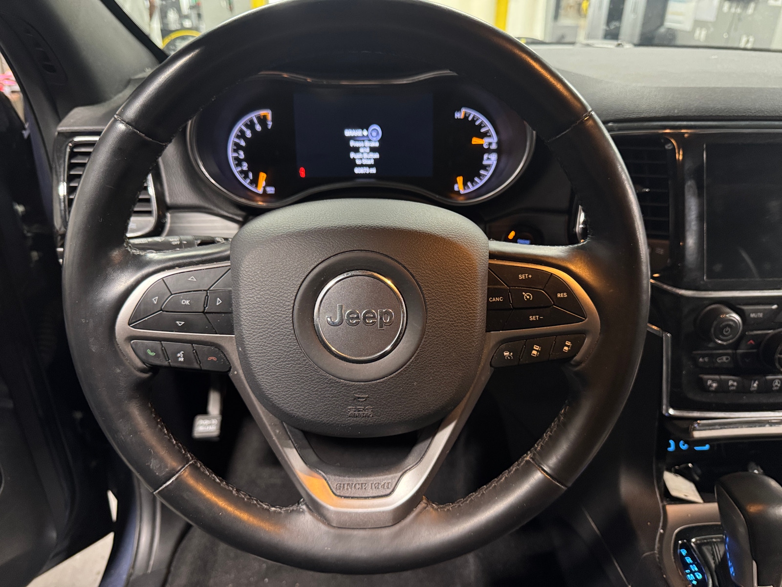 Thumbnail: 2021 Jeep Grand Cherokee - 4