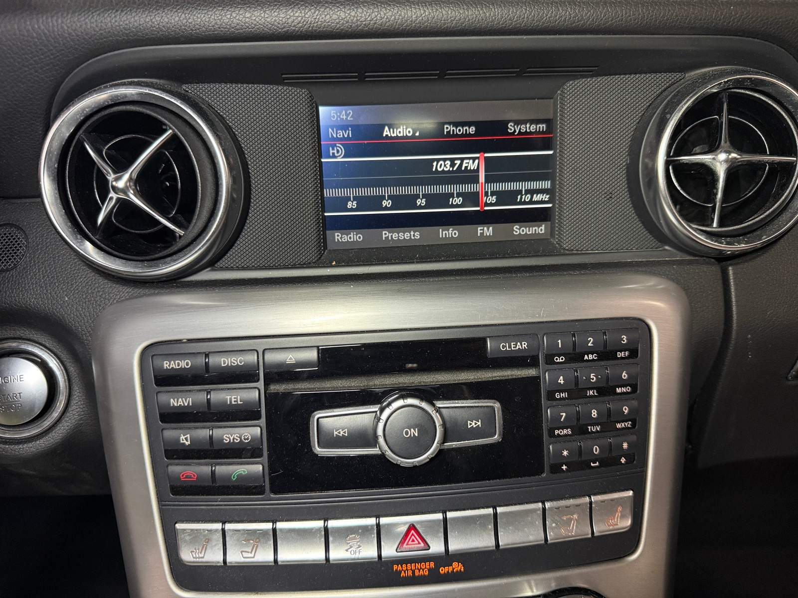 Thumbnail: 2014 Mercedes-Benz SLK - 3