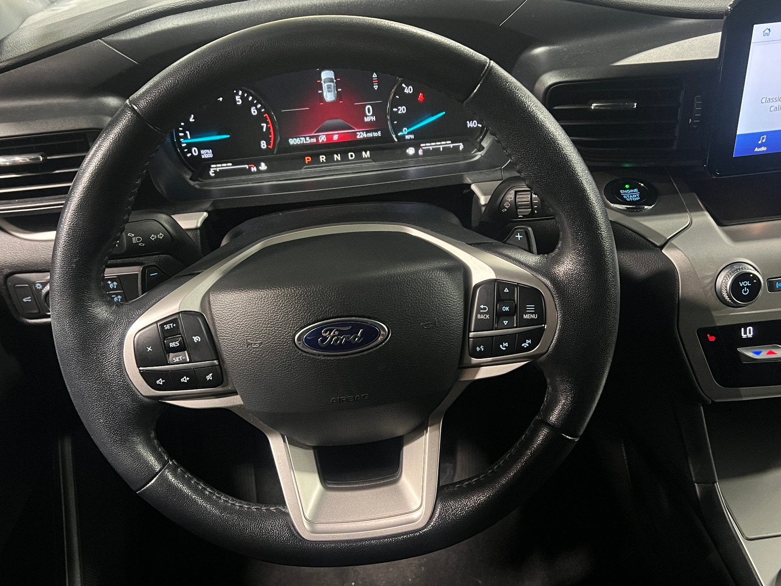 Thumbnail: 2021 Ford Explorer - 5