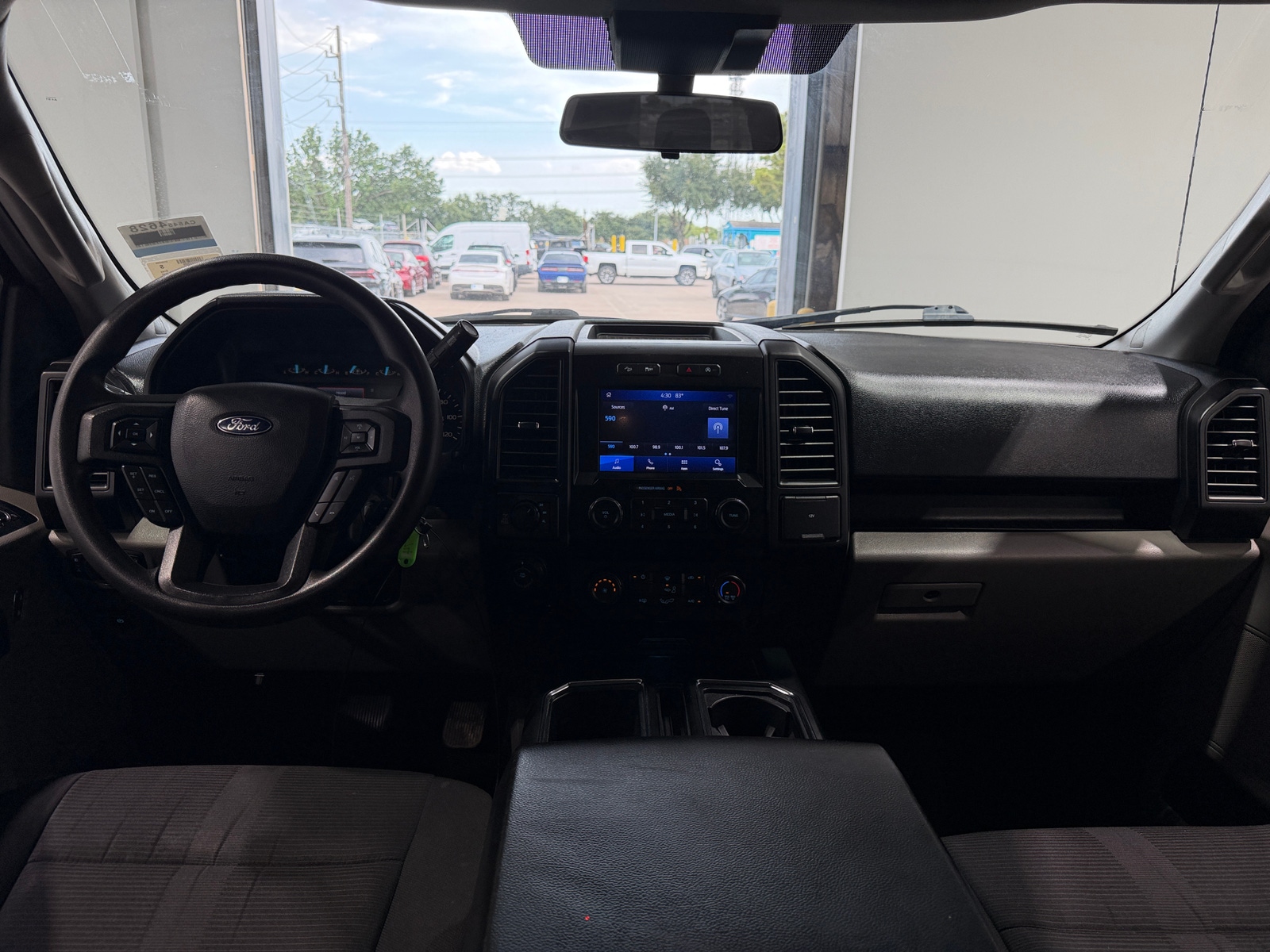 Thumbnail: 2020 Ford Econoline - 3