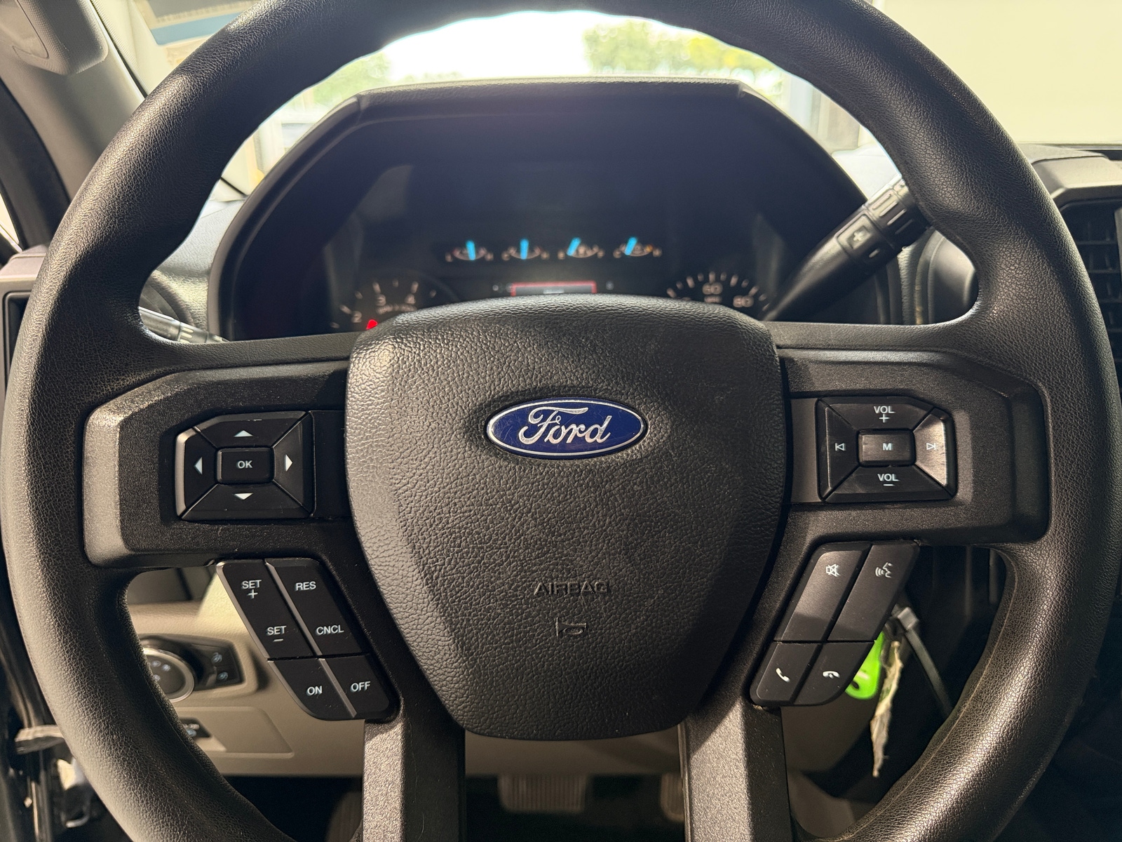 Thumbnail: 2020 Ford Econoline - 5