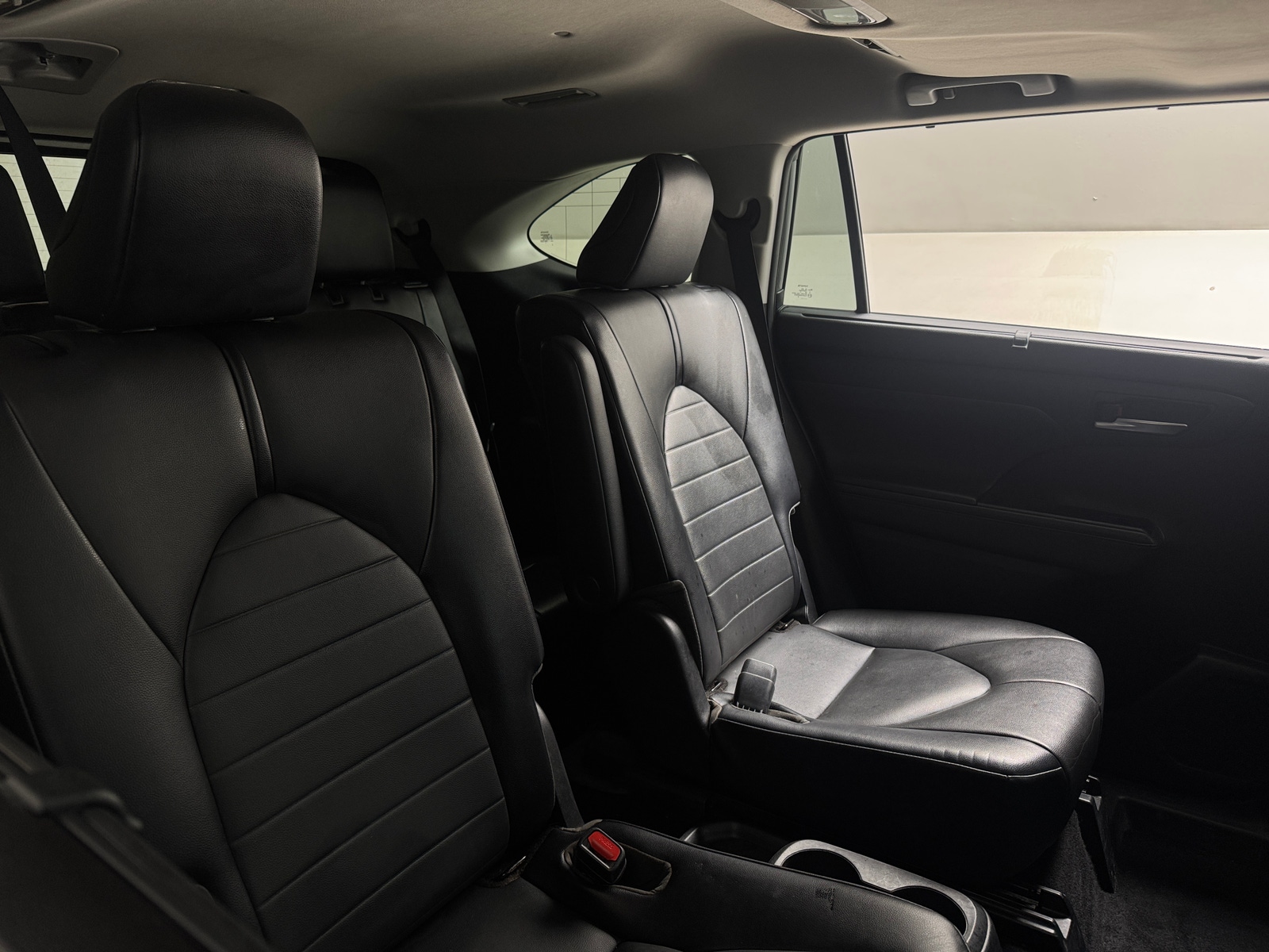 Thumbnail: 2020 Toyota Highlander - 5
