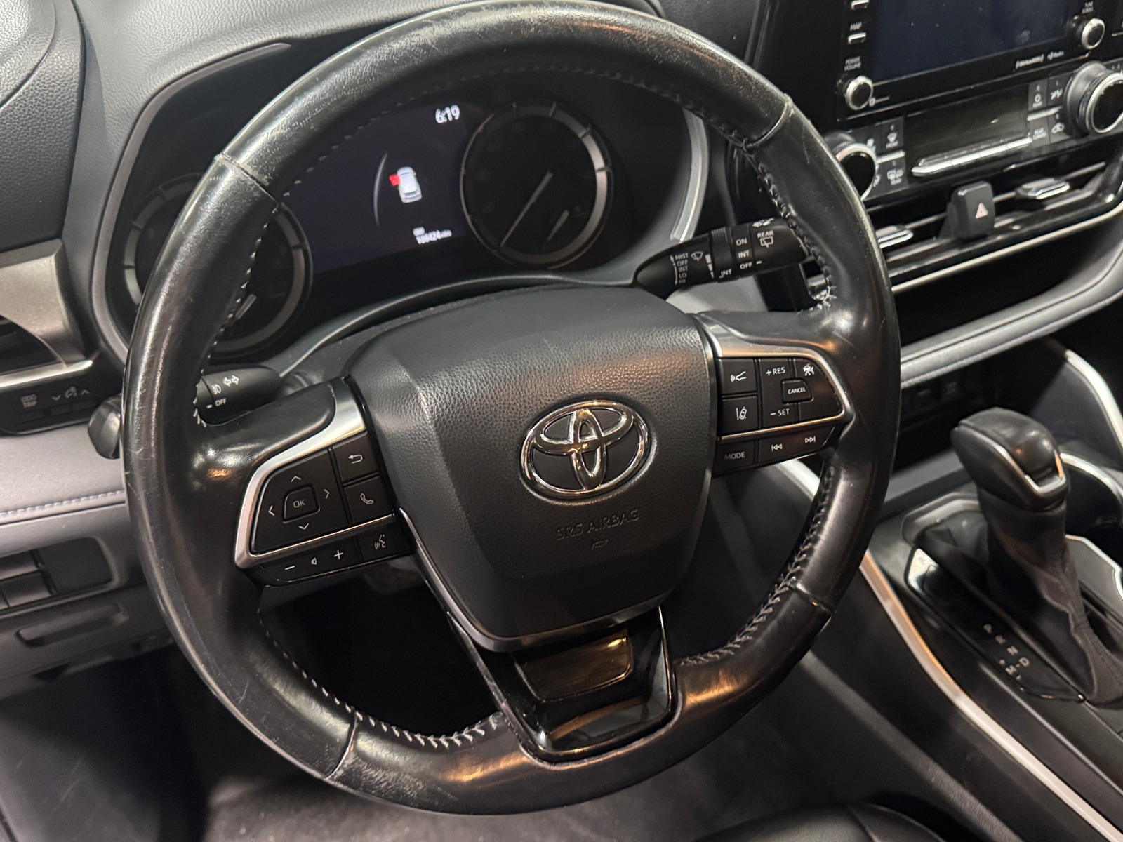 Thumbnail: 2020 Toyota Highlander - 4