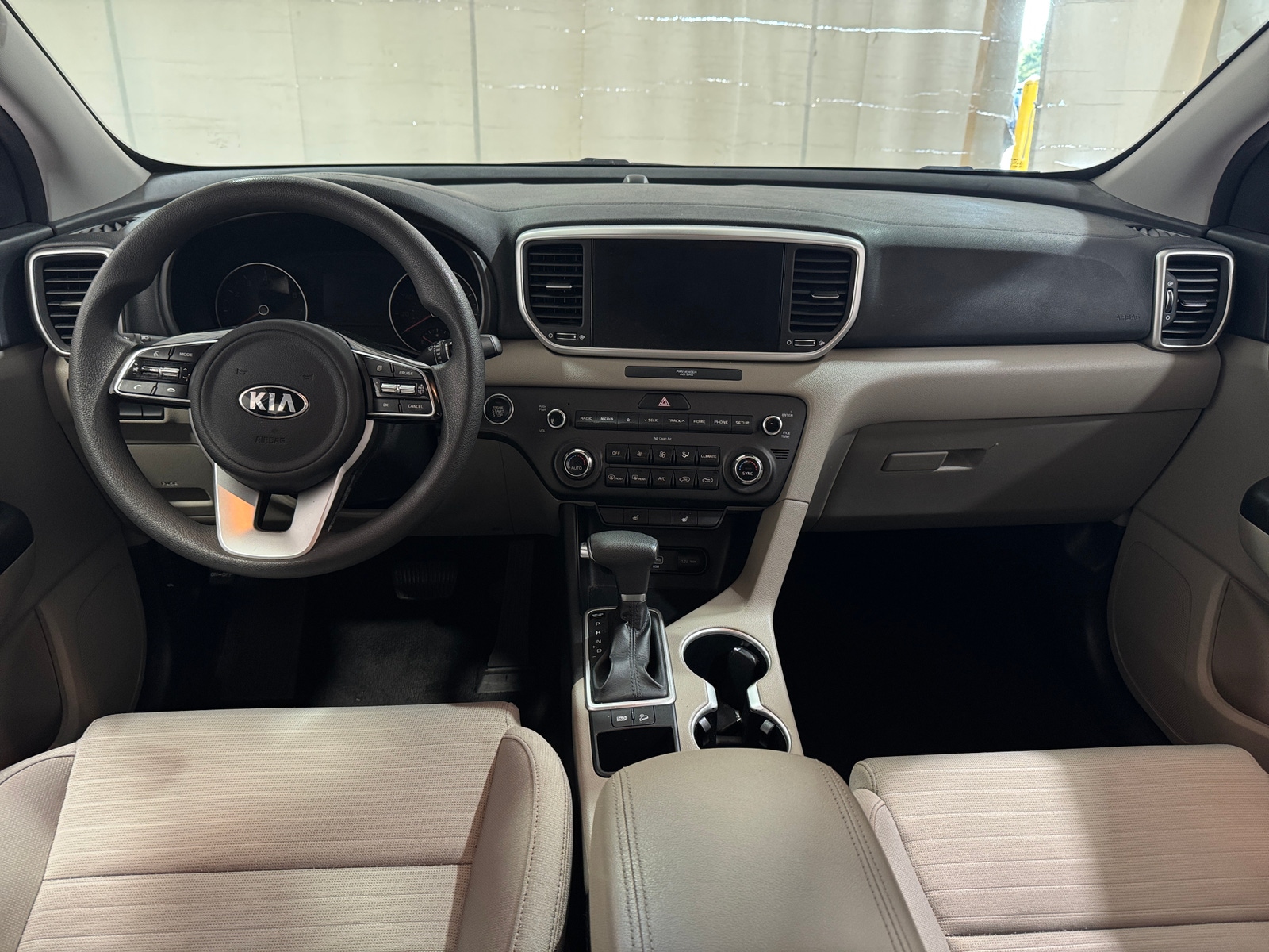 Thumbnail: 2022 Kia Sportage - 3