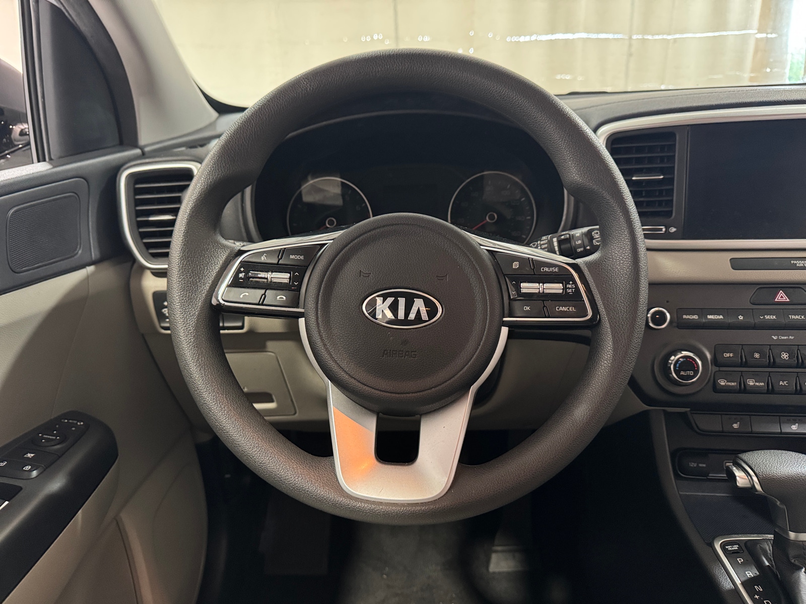 Thumbnail: 2022 Kia Sportage - 5