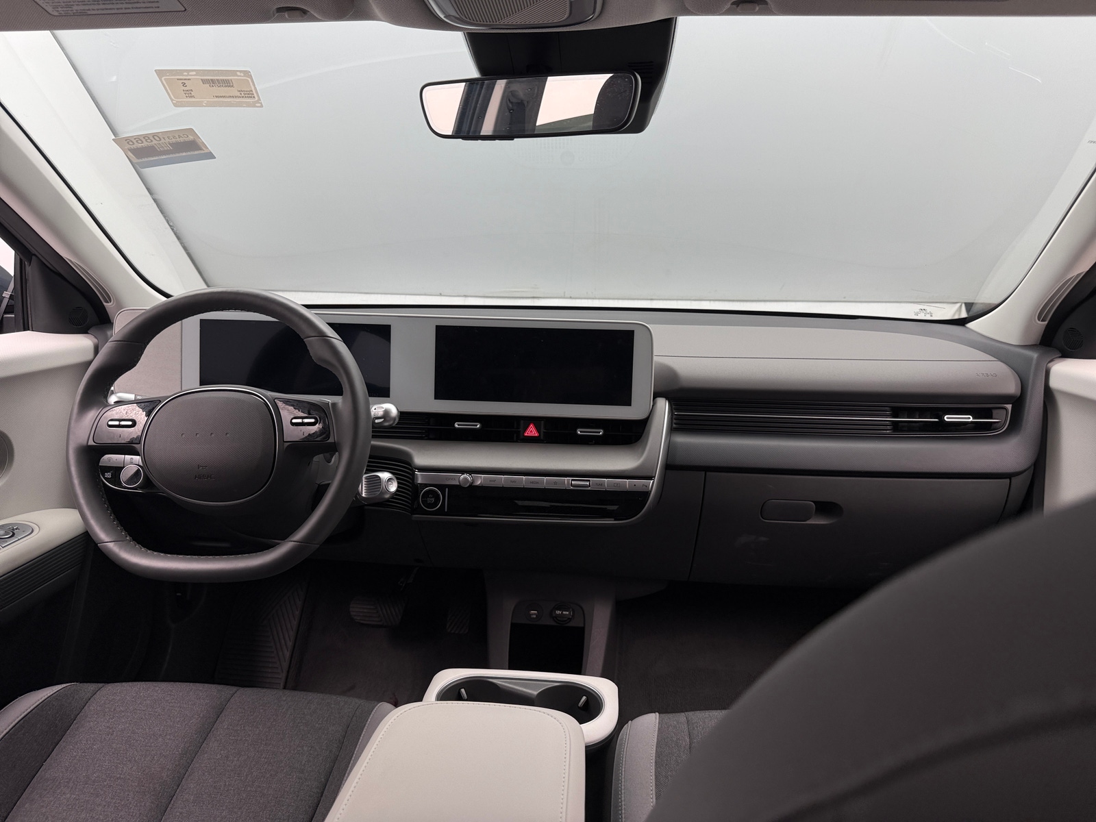 Thumbnail: 2024 Hyundai Ioniq 5 - 3