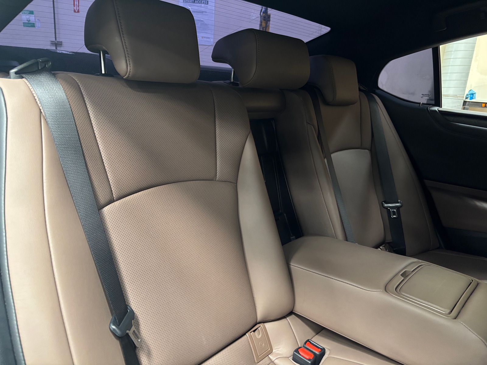 Thumbnail: 2024 Lexus ES - 5