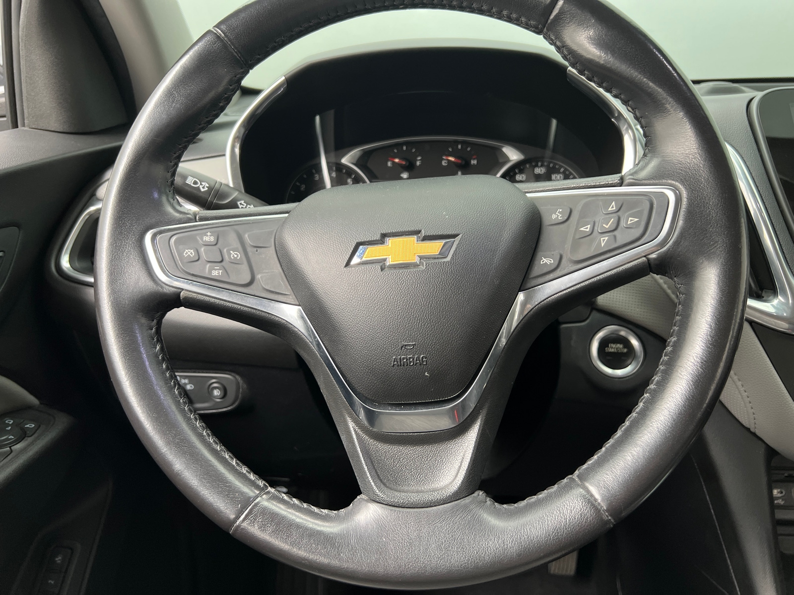 Thumbnail: 2019 Chevrolet Equinox - 4