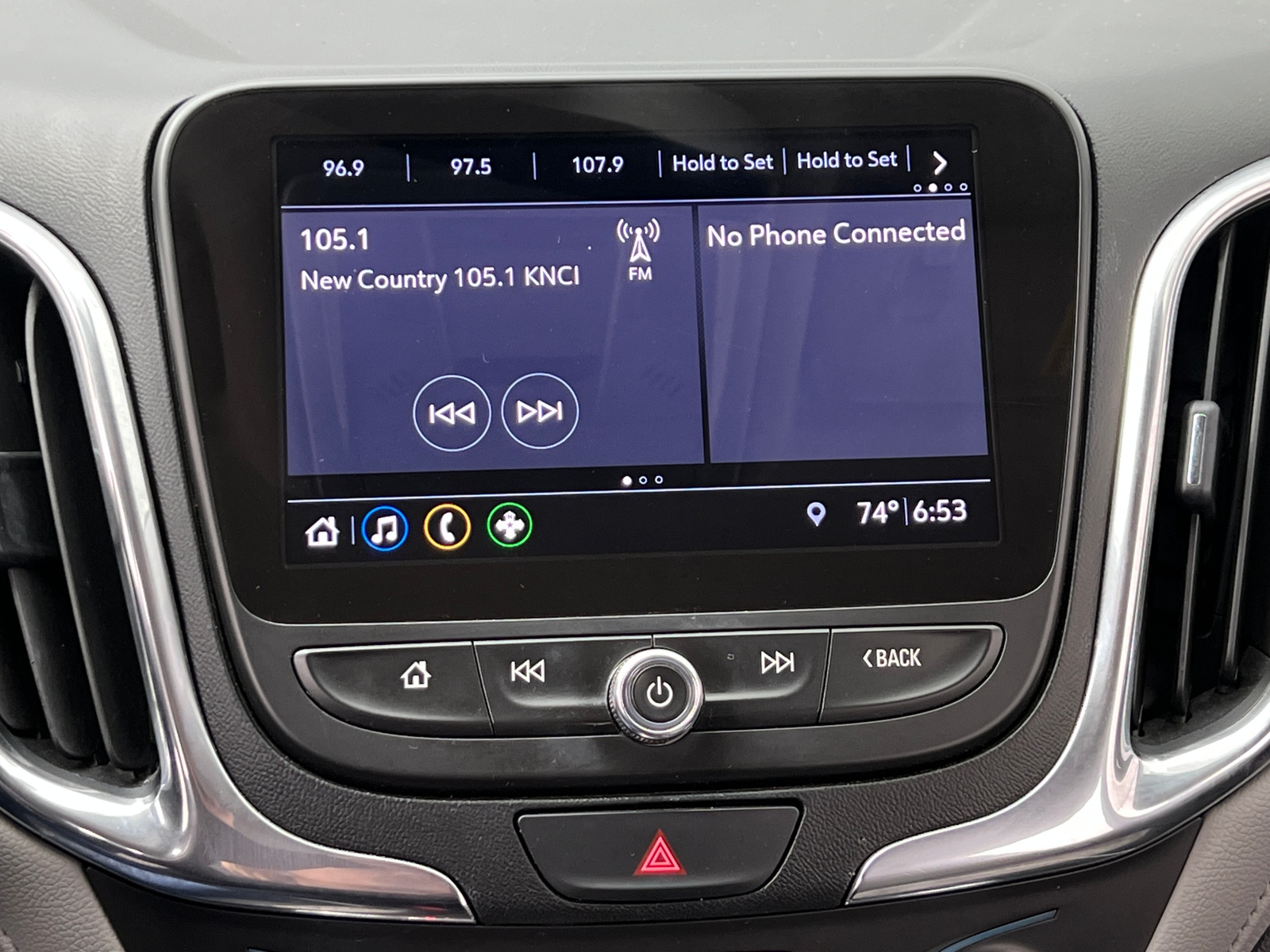 Thumbnail: 2019 Chevrolet Equinox - 3