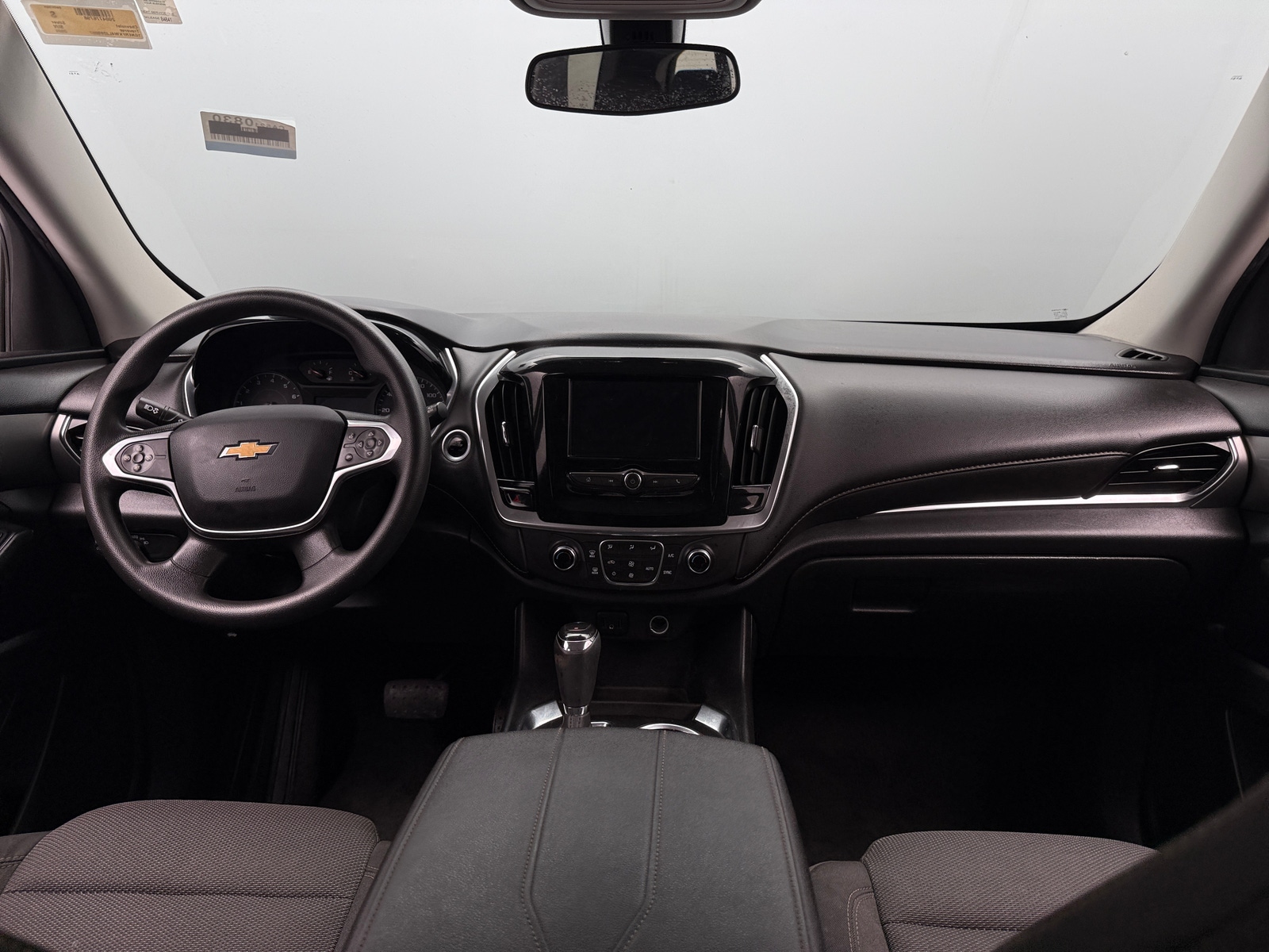 Thumbnail: 2020 Chevrolet Traverse - 3