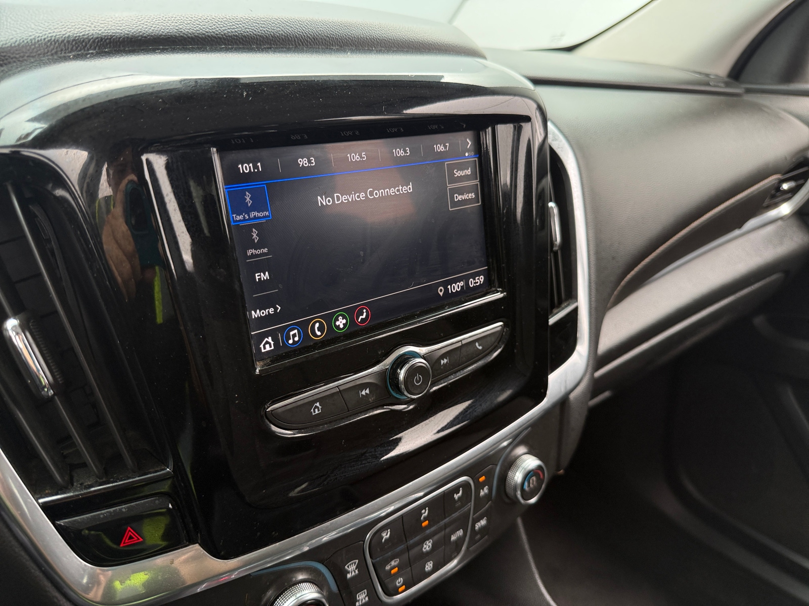 Thumbnail: 2020 Chevrolet Traverse - 4
