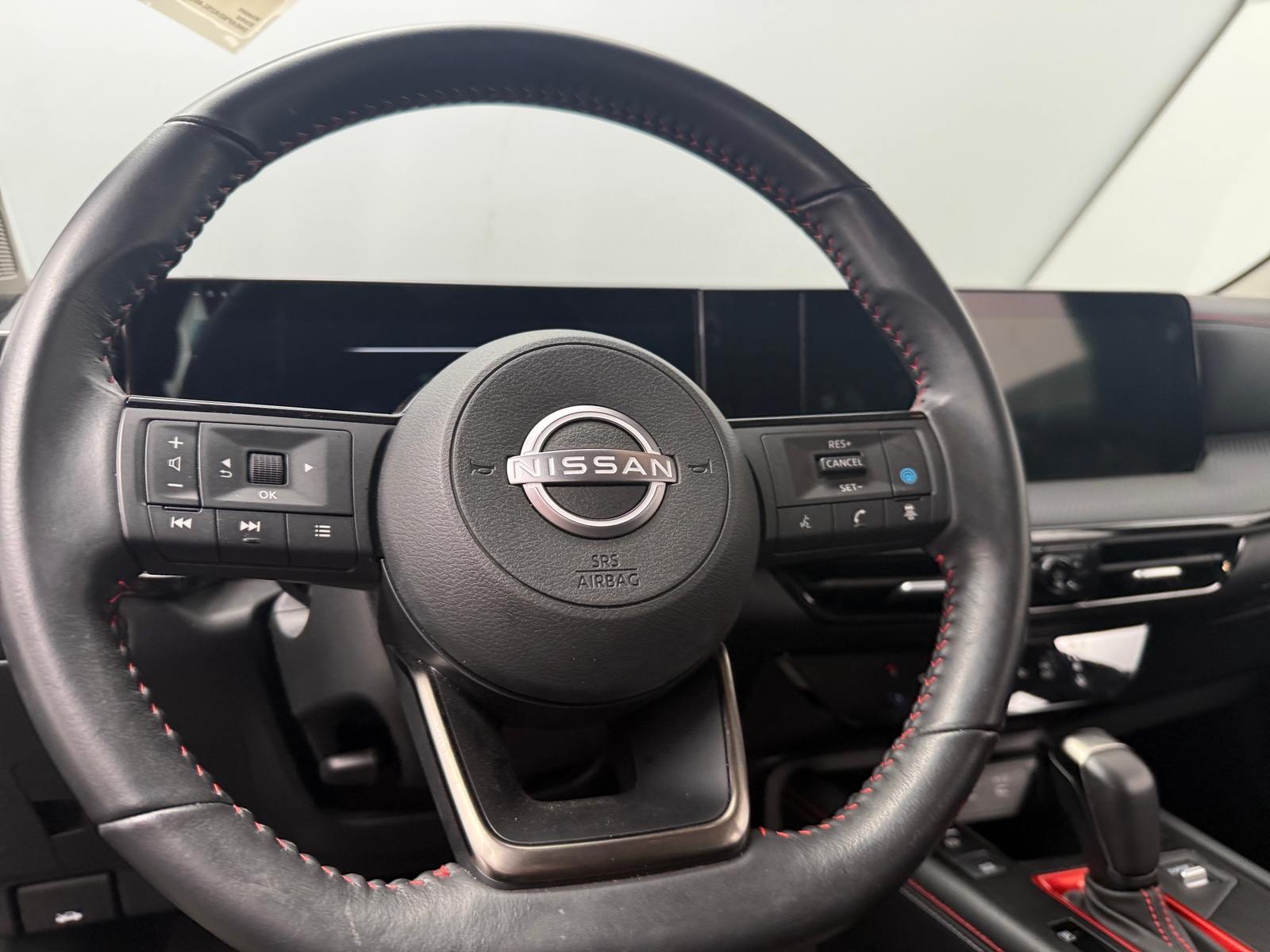 Thumbnail: 2025 Nissan Kicks - 4