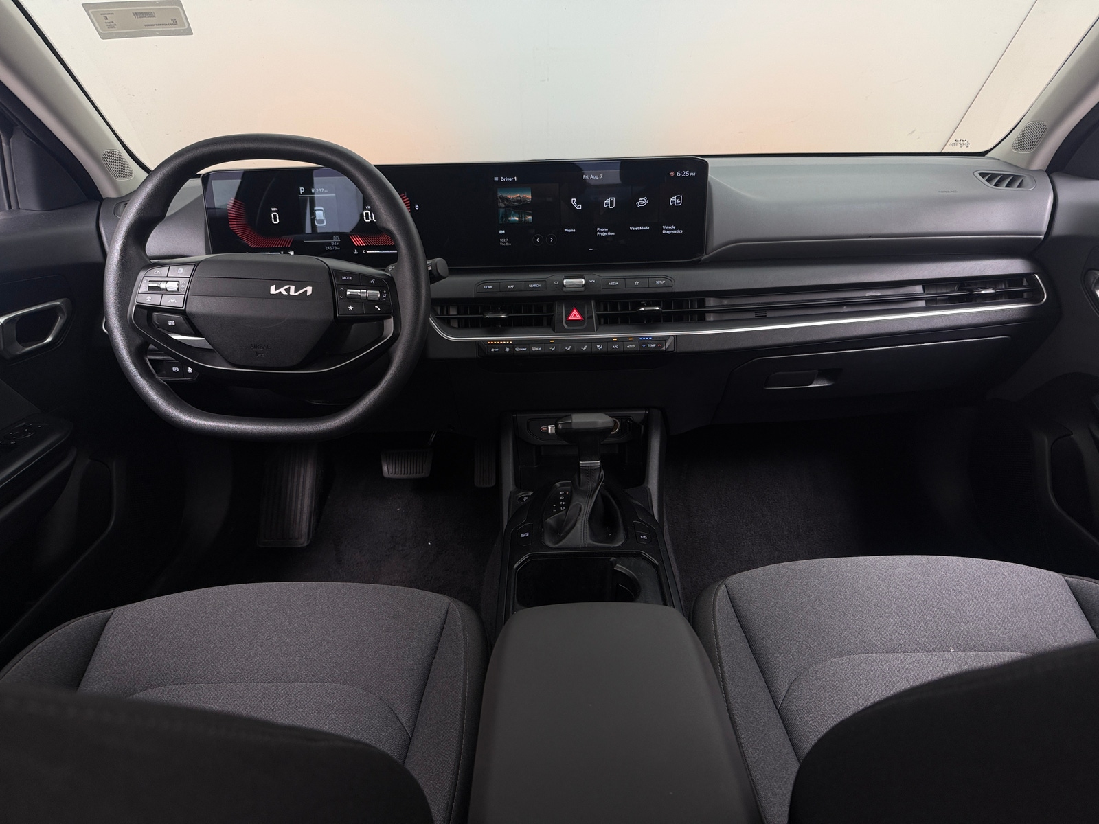 Thumbnail: 2025 Kia K4 - 3
