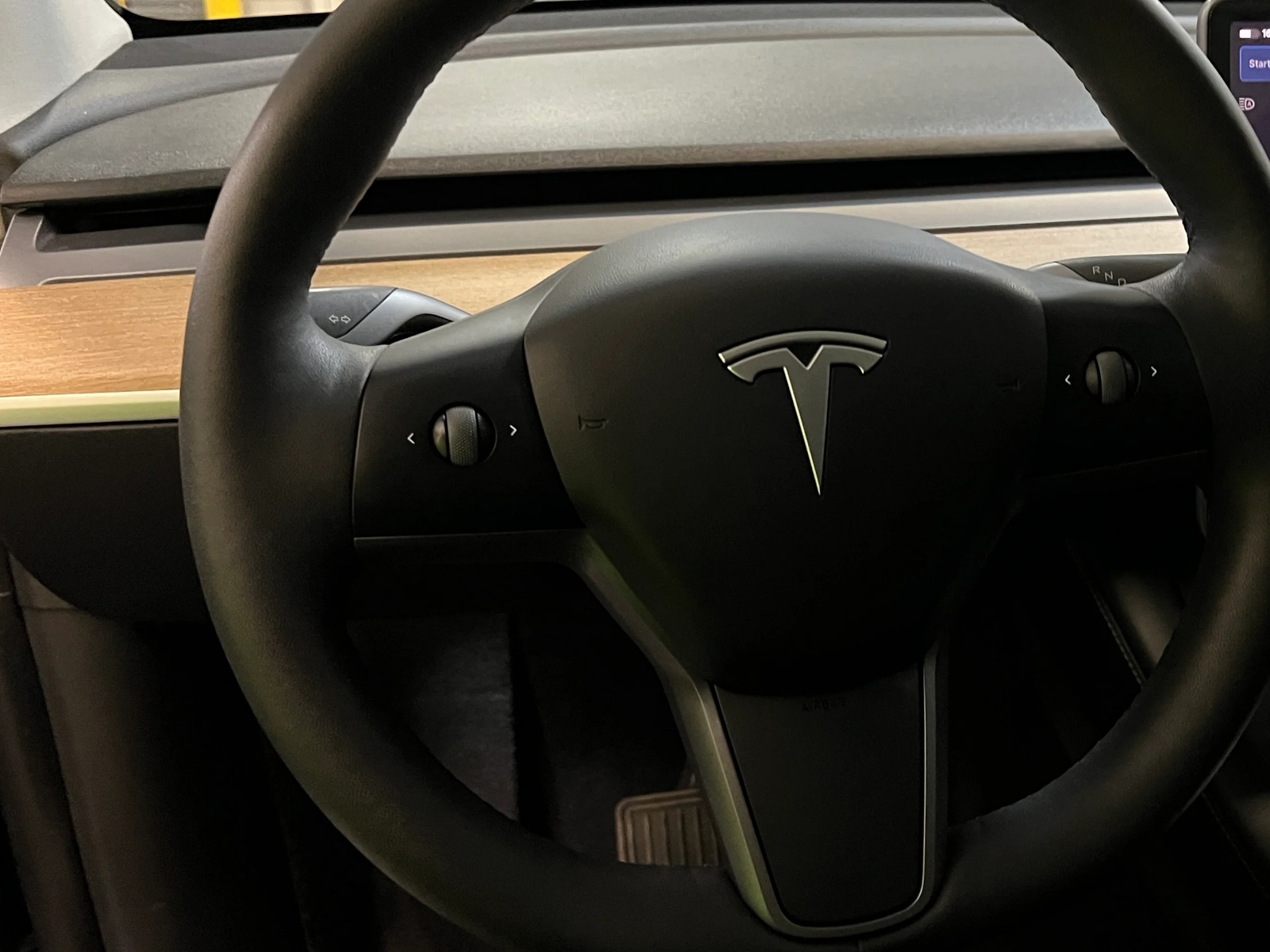 Thumbnail: 2022 Tesla Model Y - 3