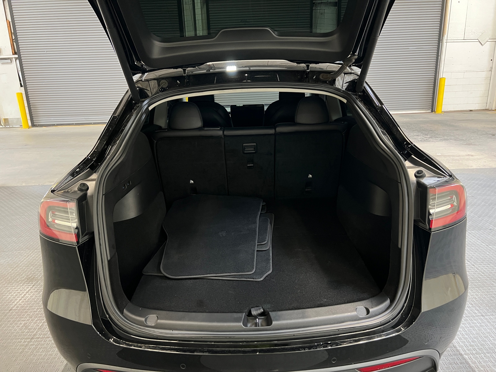Thumbnail: 2022 Tesla Model Y - 5