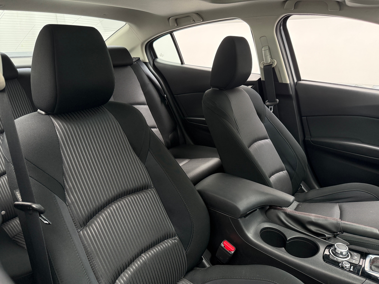 Thumbnail: 2016 Mazda Mazda3 - 2