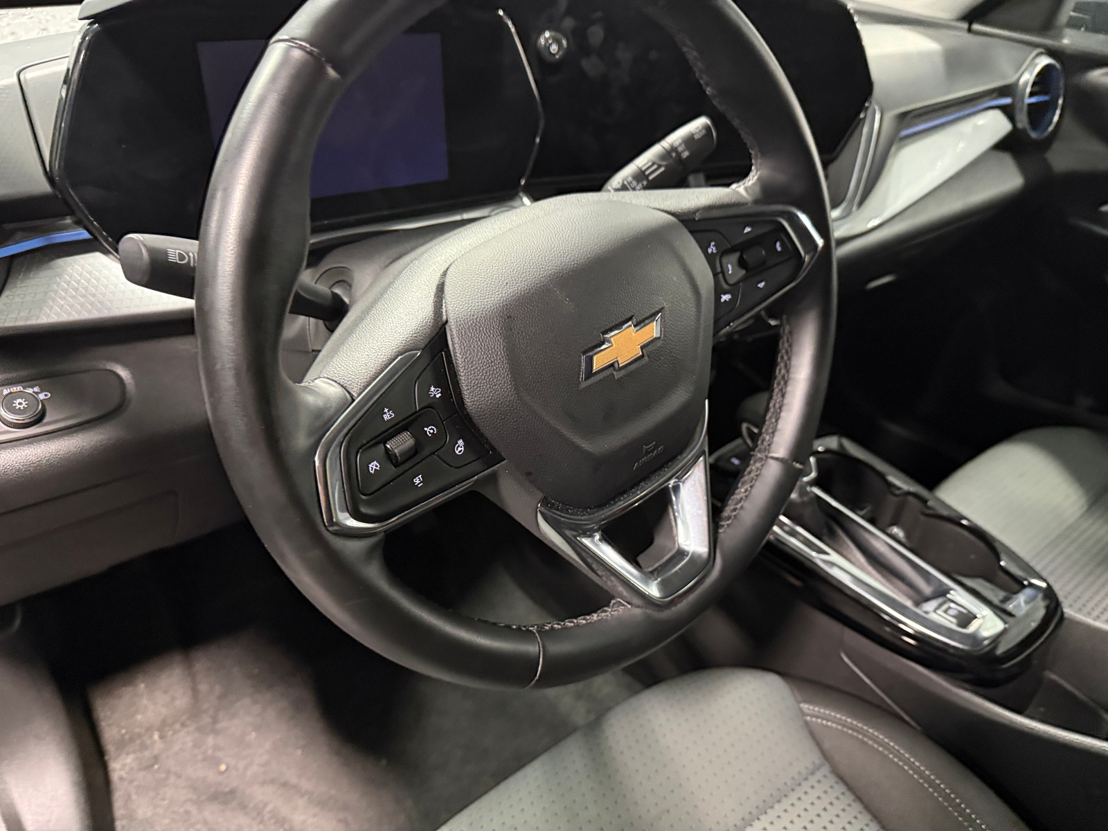 Thumbnail: 2025 Chevrolet Trax - 4