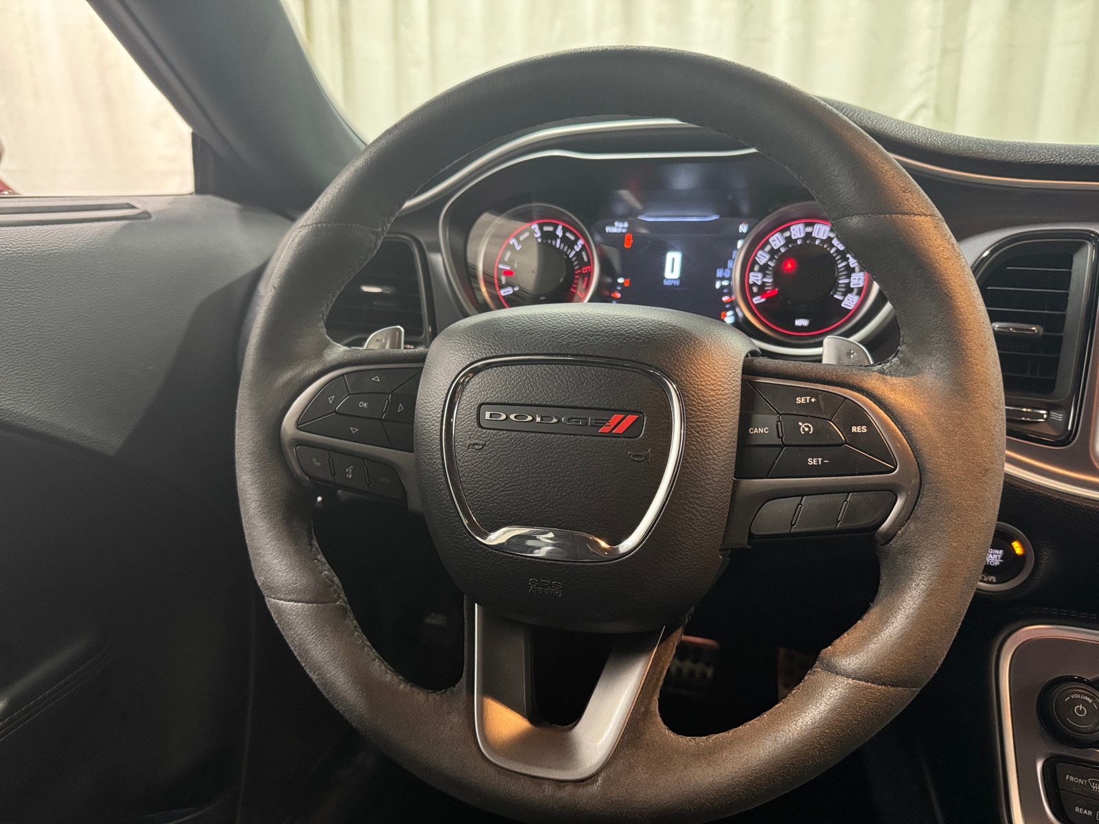 Thumbnail: 2019 Dodge Challenger - 4