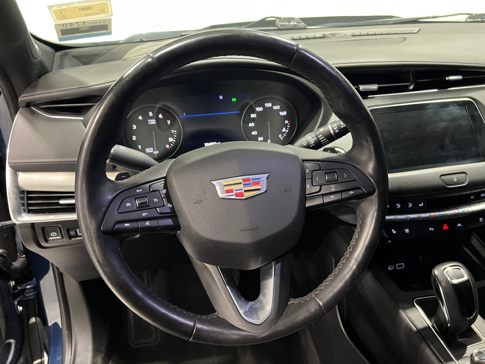 Thumbnail: 2019 Cadillac XT4 - 4