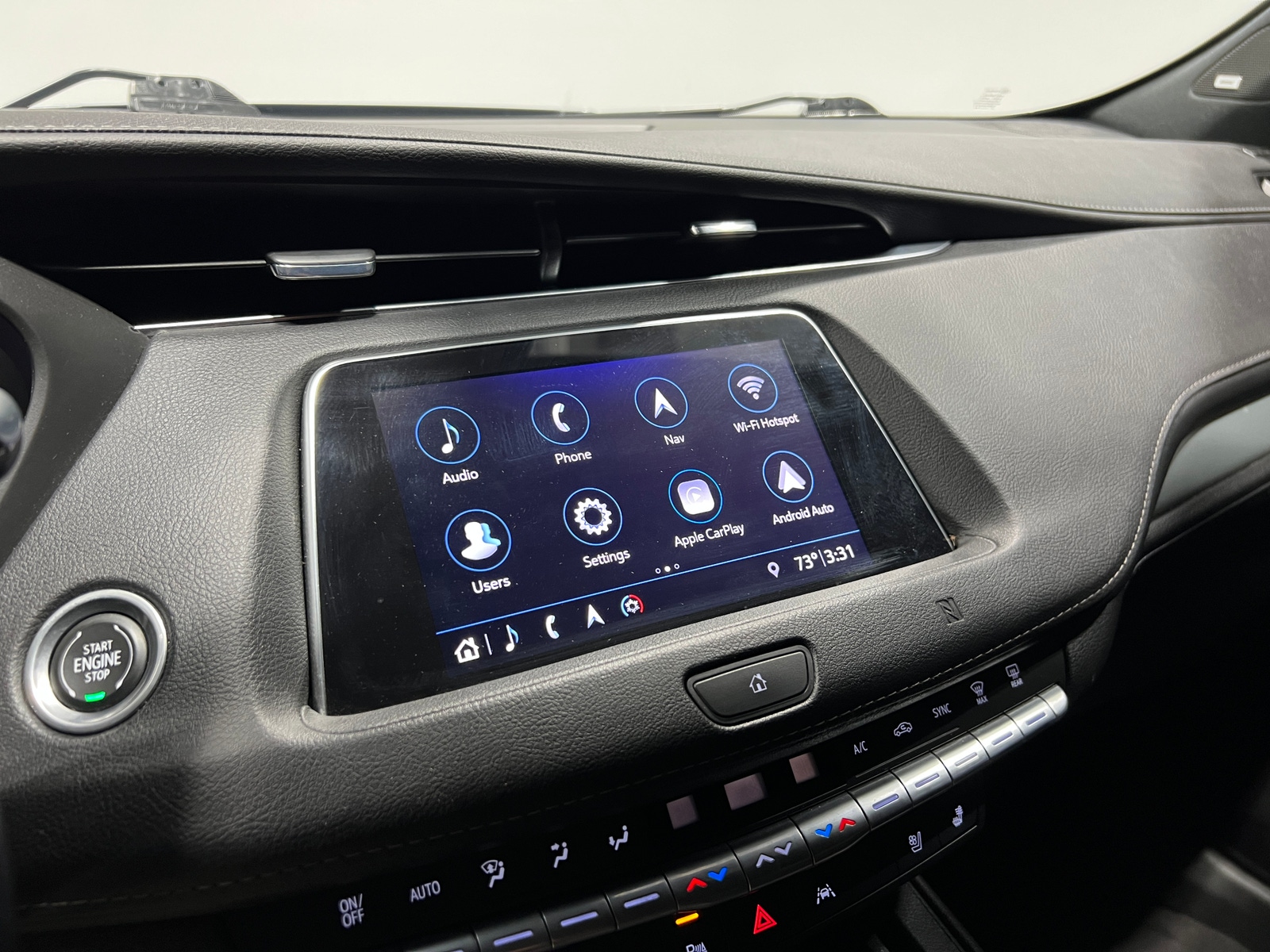 Thumbnail: 2019 Cadillac XT4 - 3