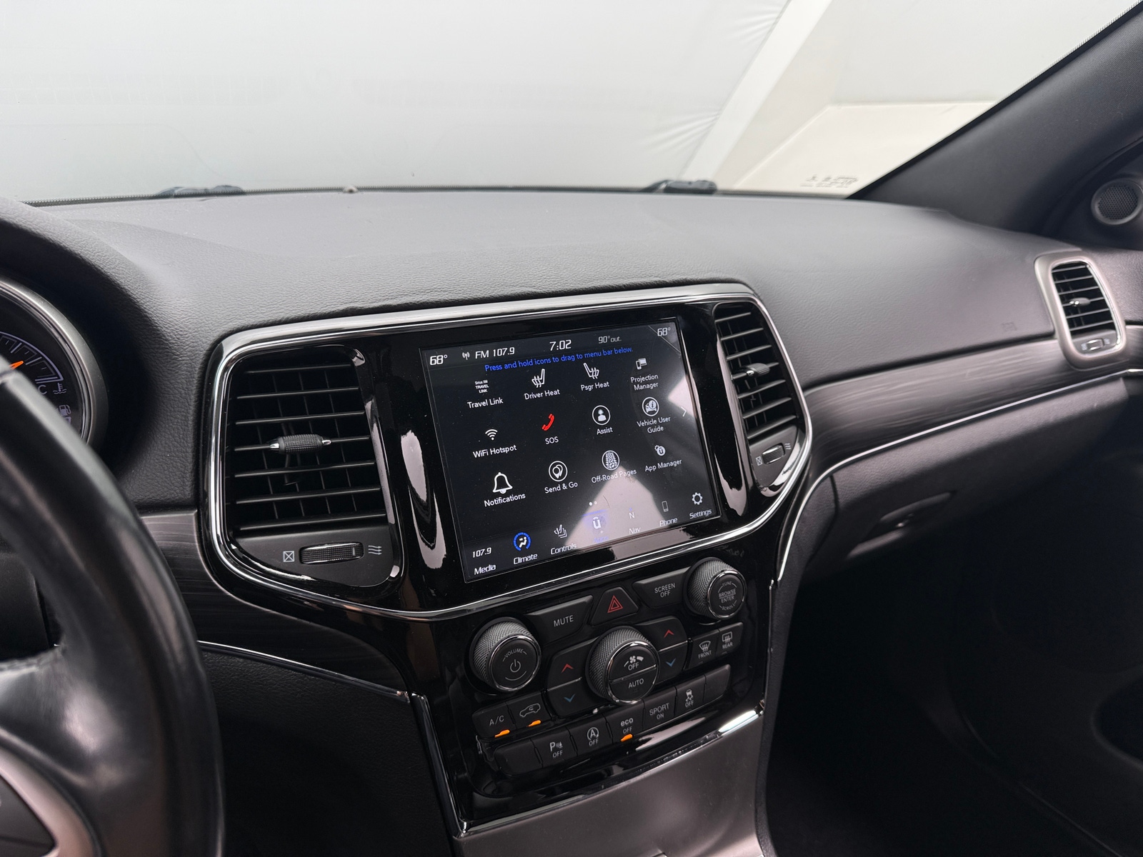 Thumbnail: 2020 Jeep Grand Cherokee - 3