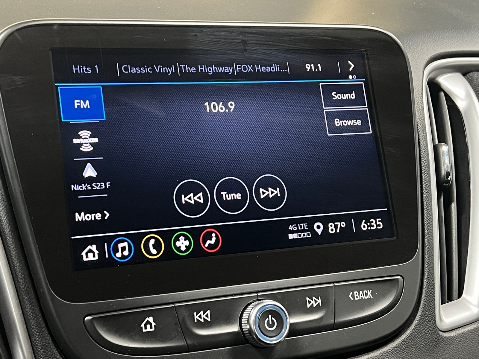 Thumbnail: 2025 Chevrolet Malibu - 4