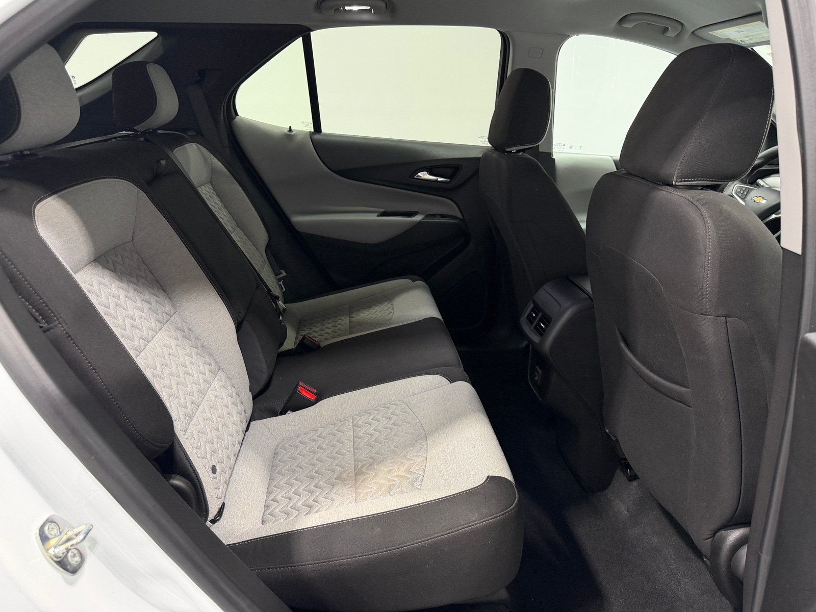 Thumbnail: 2023 Chevrolet Equinox - 6