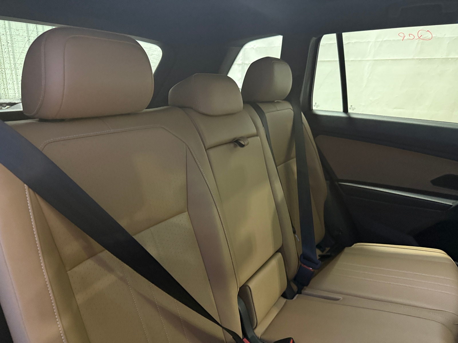 Thumbnail: 2022 Volkswagen Tiguan - 5
