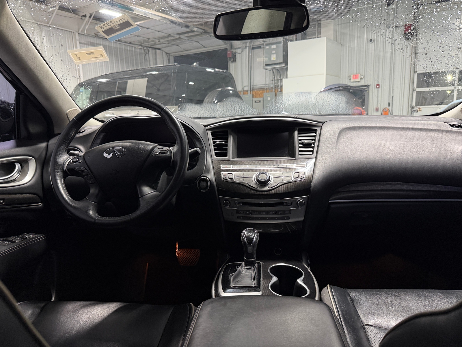 Thumbnail: 2017 INFINITI QX60 - 2