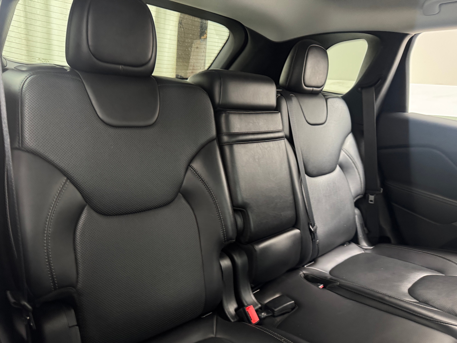 Thumbnail: 2019 Jeep Cherokee - 5