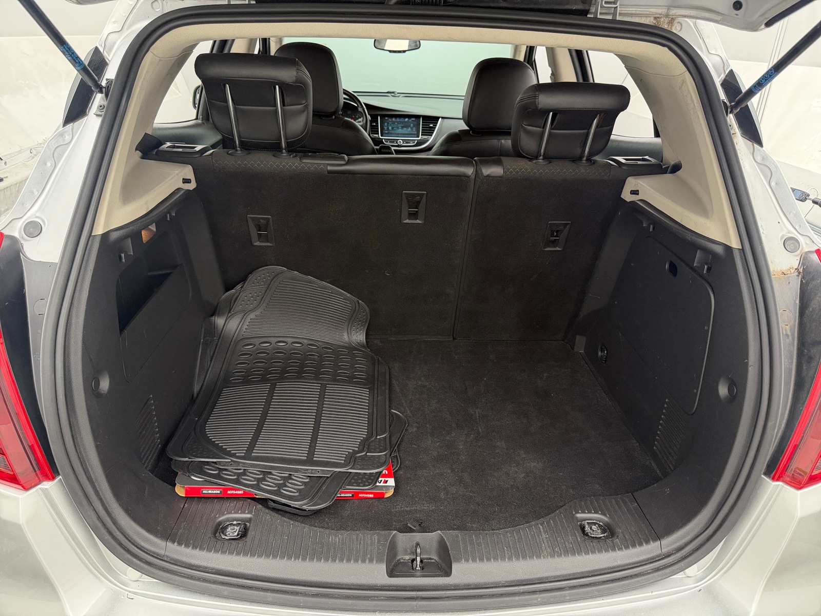 Thumbnail: 2019 Buick Encore - 6