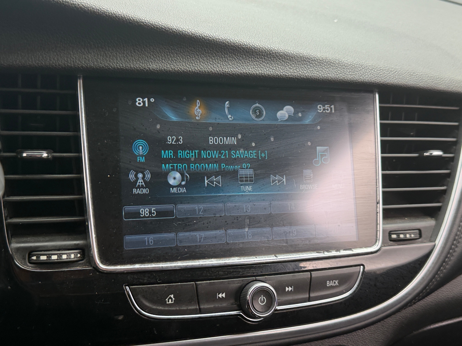 Thumbnail: 2019 Buick Encore - 3