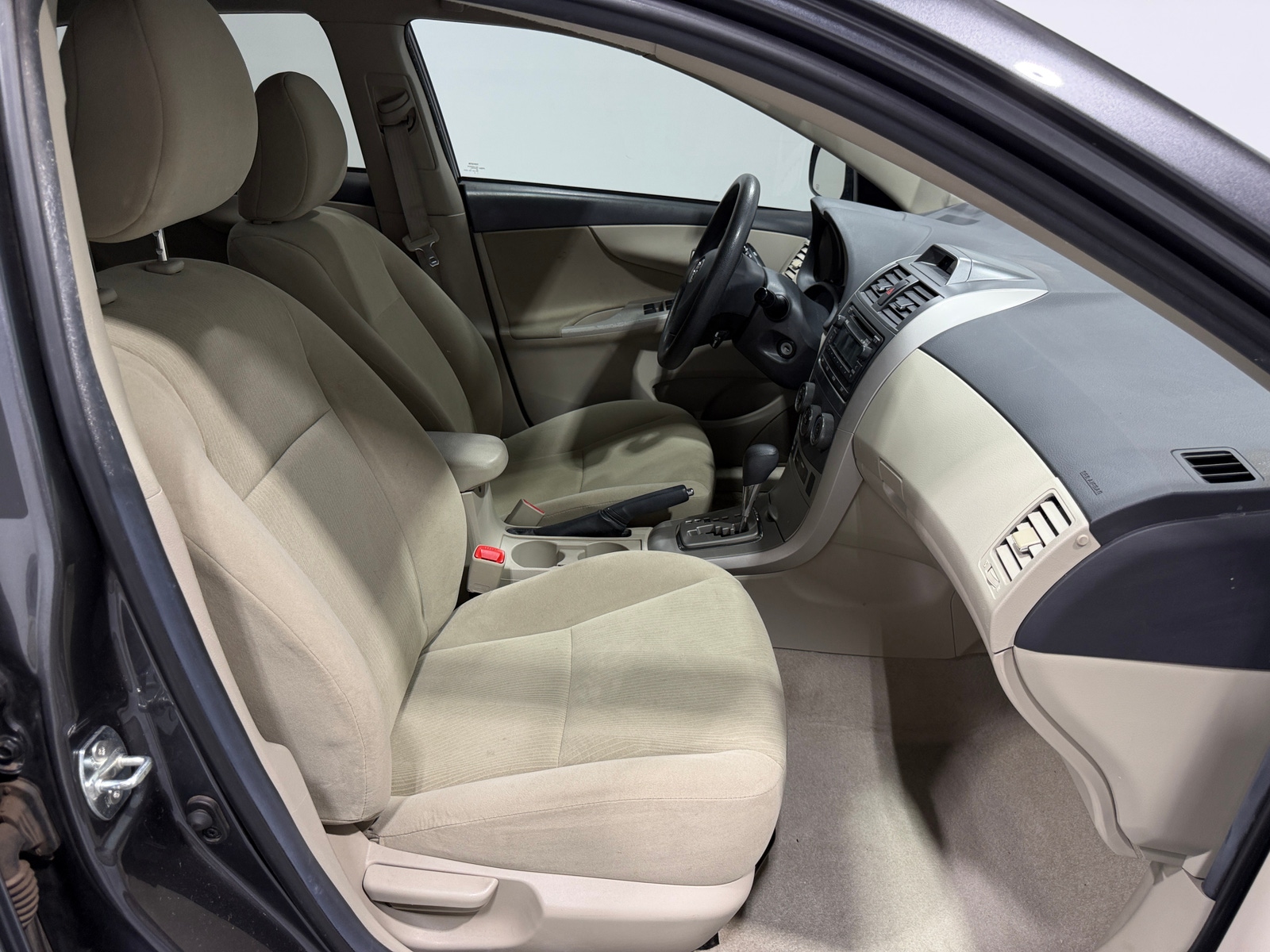Thumbnail: 2012 Toyota Corolla - 2