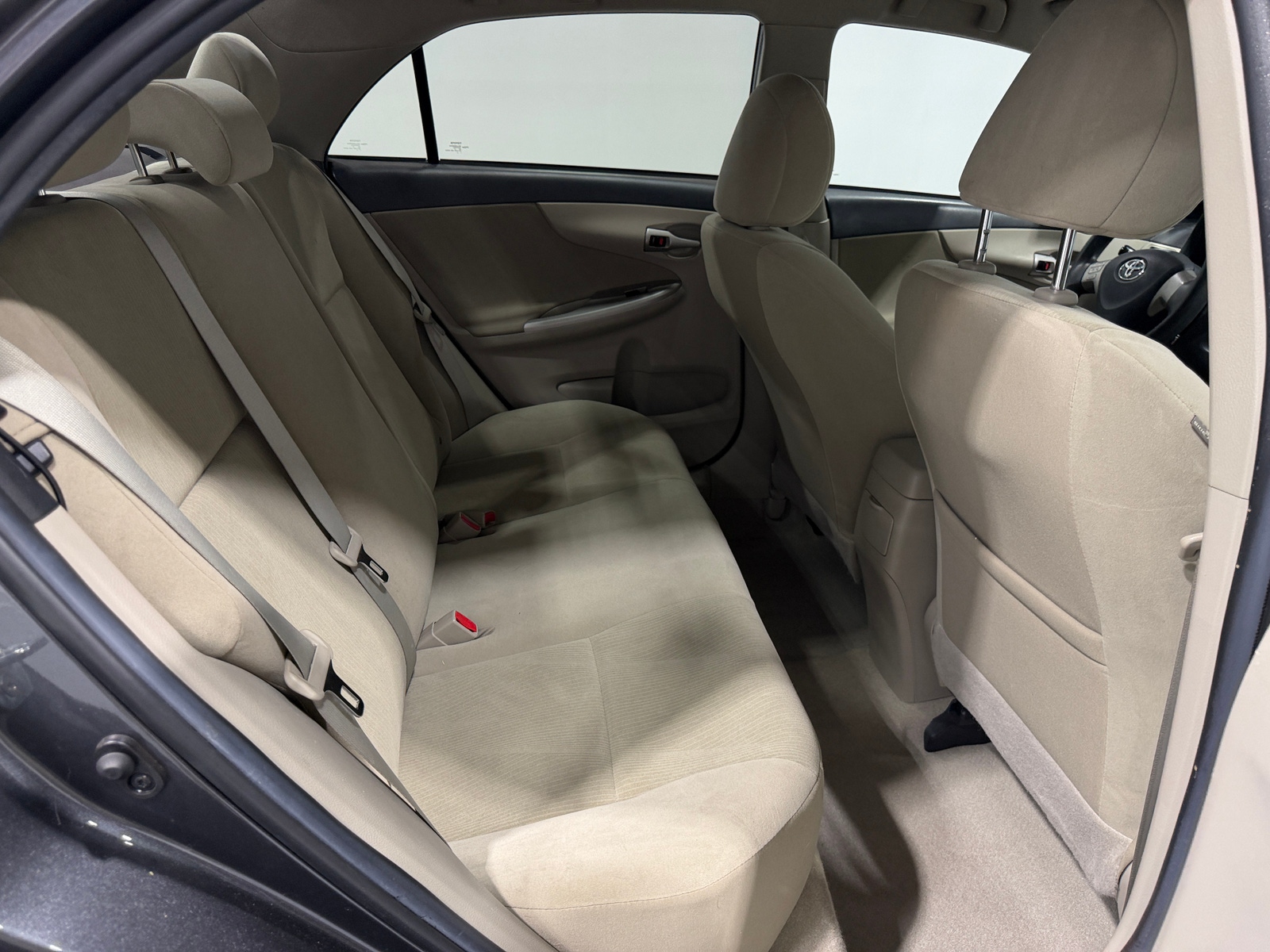 Thumbnail: 2012 Toyota Corolla - 6