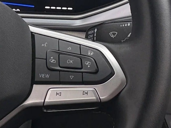 2025 Volkswagen Taos SE - Photo 19