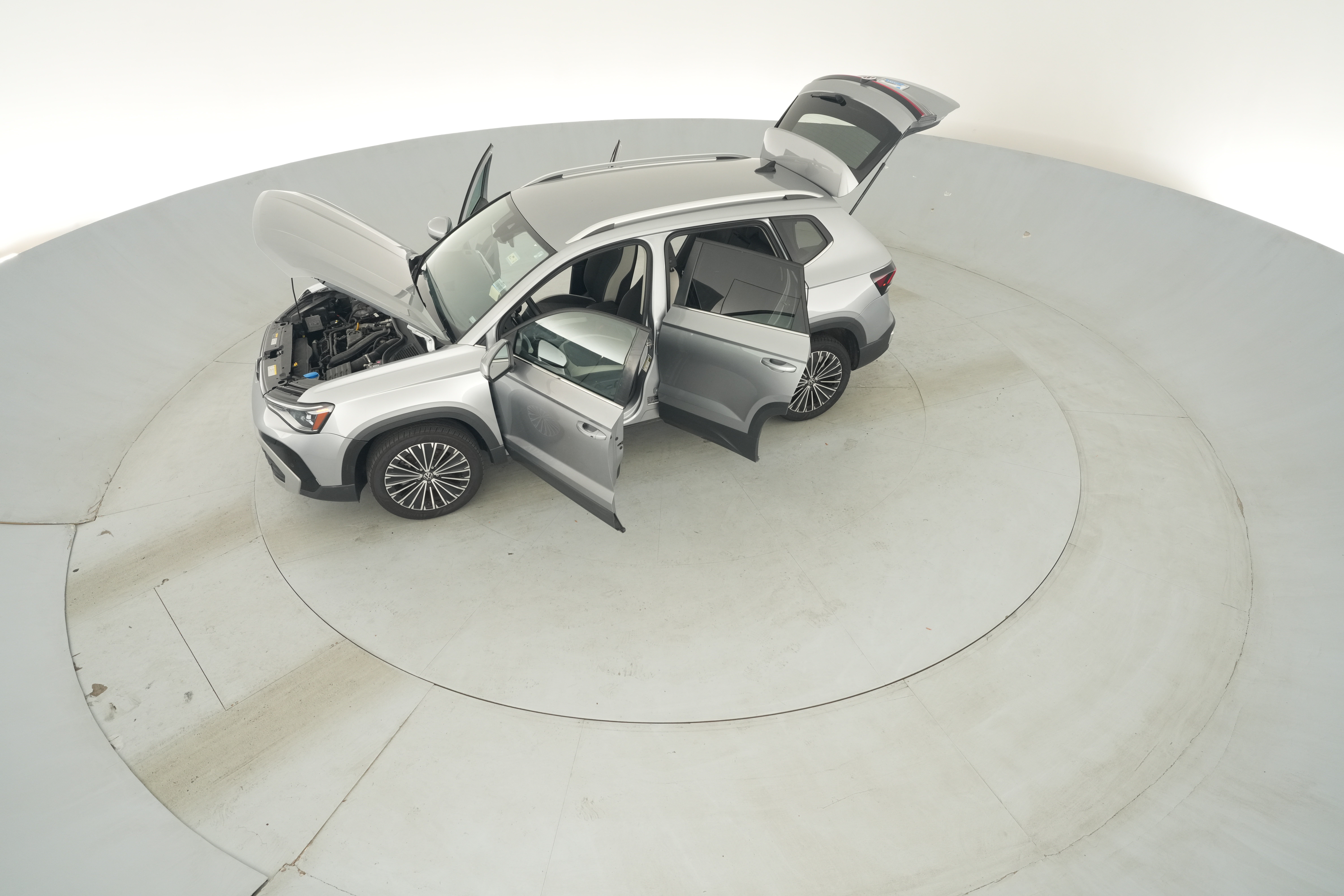 2025 Volkswagen Taos SE - Photo 41