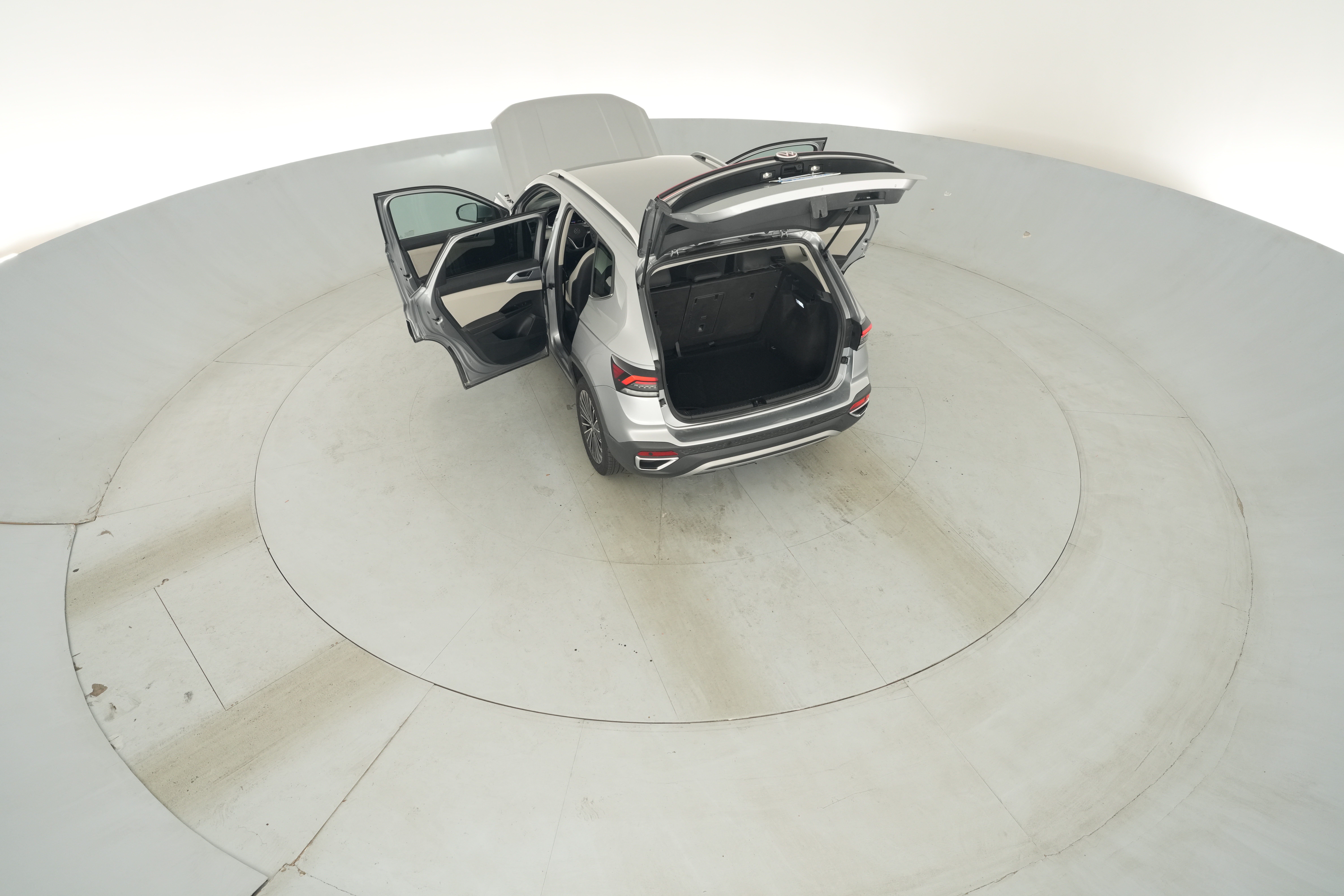 2025 Volkswagen Taos SE - Photo 45